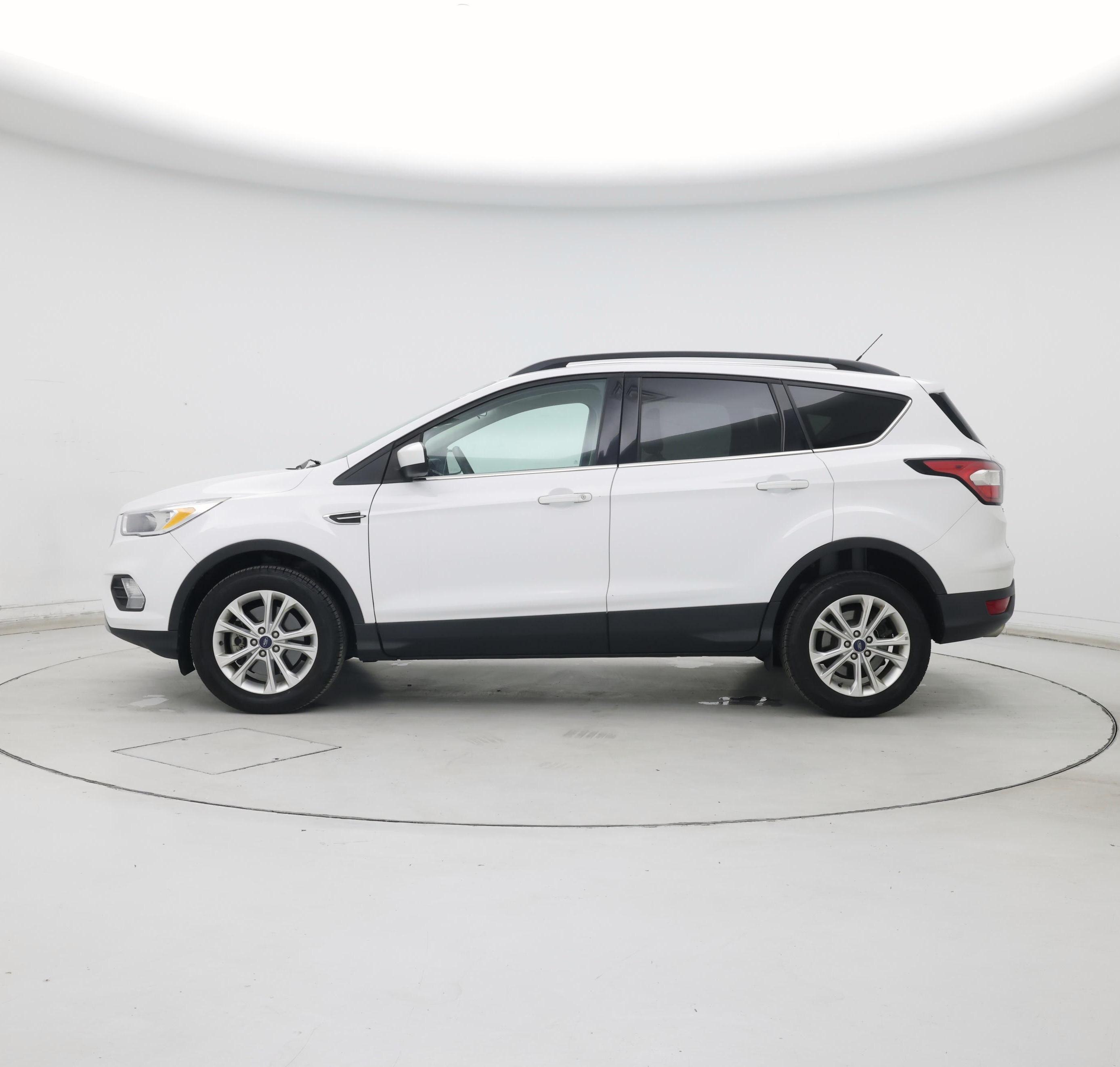 Thumbnail: 2018 Ford Escape - 3