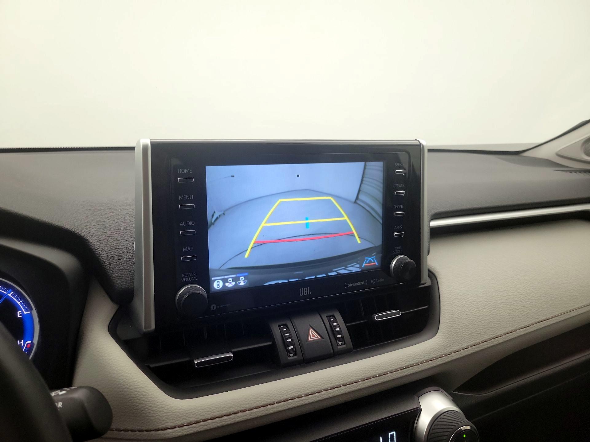 Thumbnail: 2021 Toyota RAV4 - 15