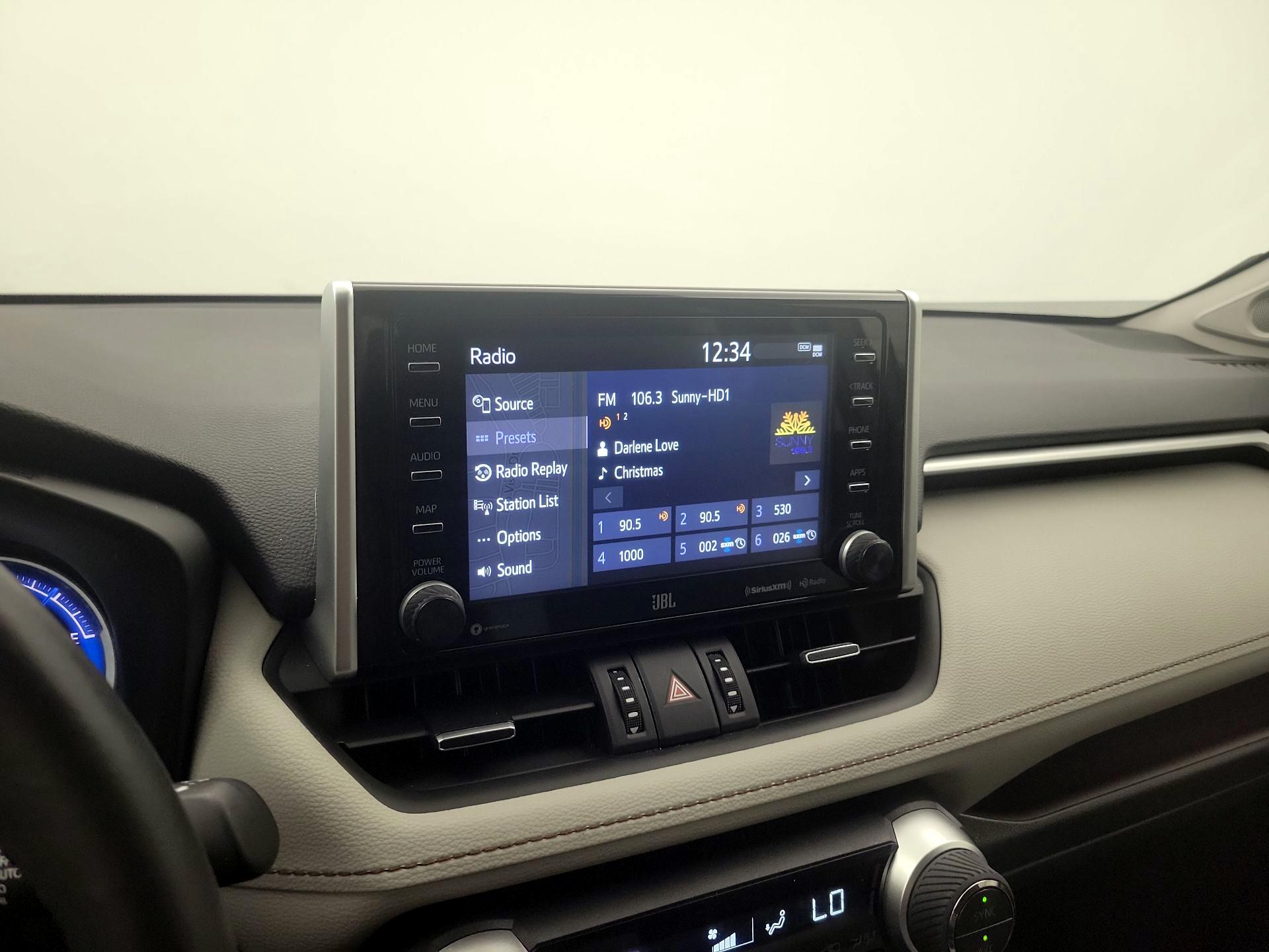 Thumbnail: 2021 Toyota RAV4 - 16