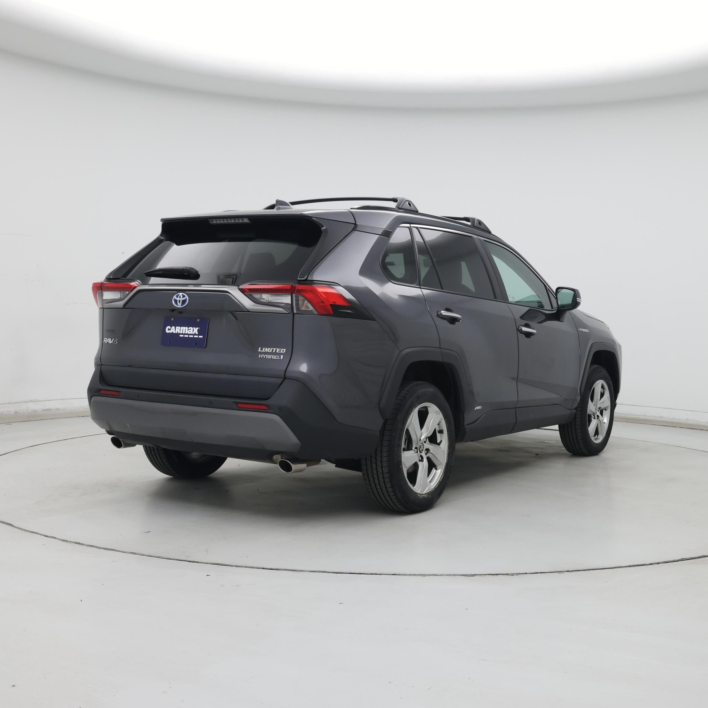 Thumbnail: 2021 Toyota RAV4 - 8