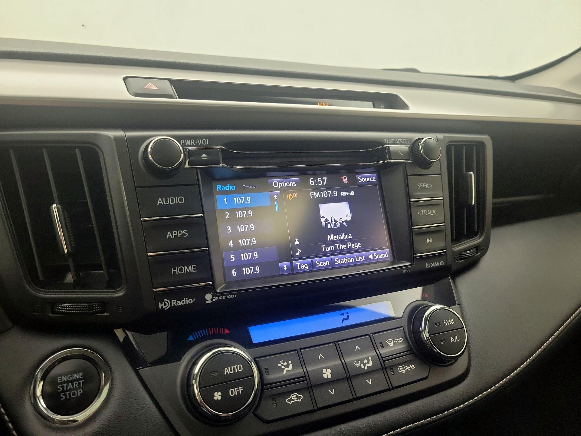 Thumbnail: 2018 Toyota RAV4 - 16