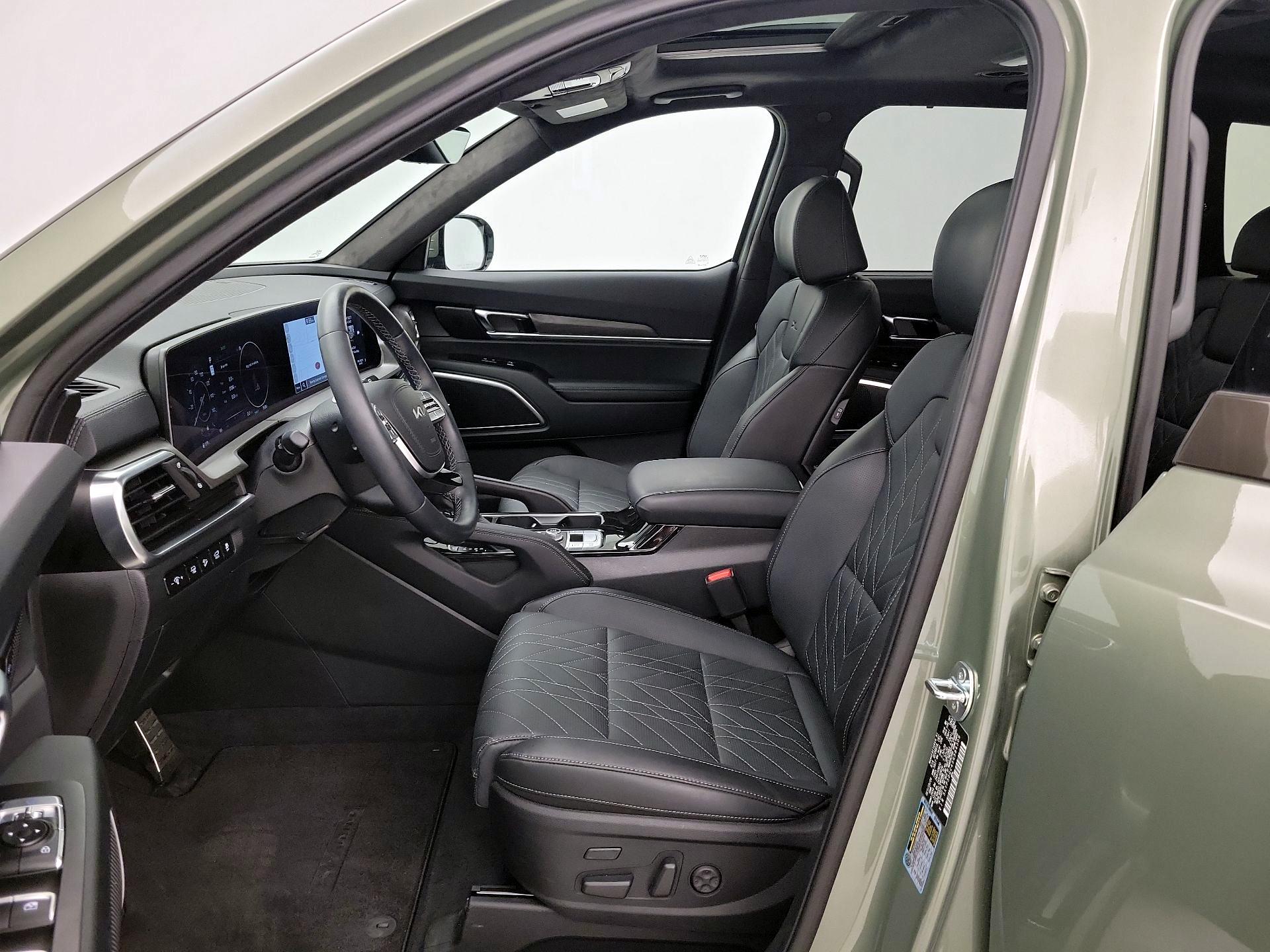 Thumbnail: 2025 Kia Telluride - 11