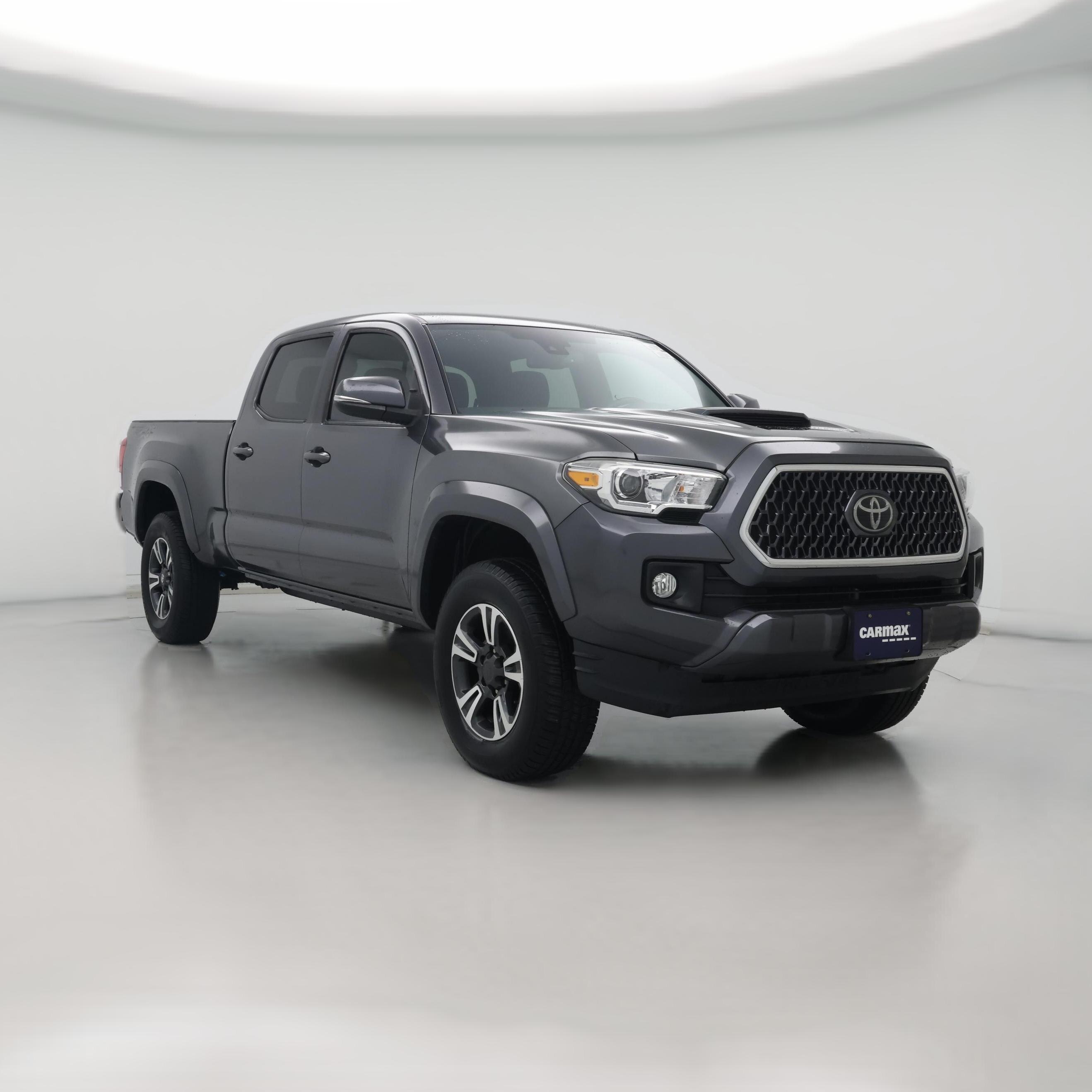 Thumbnail: 2018 Toyota Tacoma - 1
