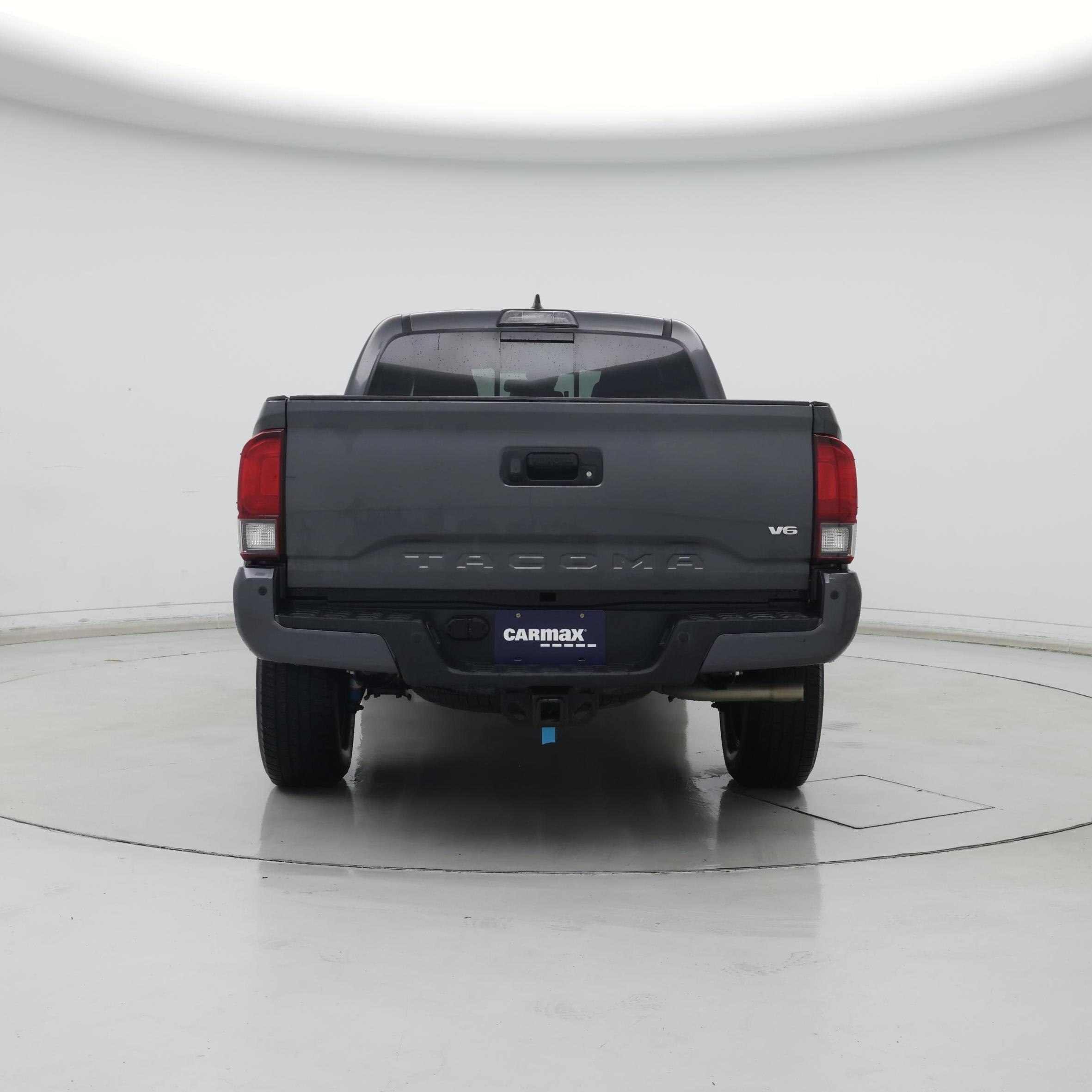 Thumbnail: 2018 Toyota Tacoma - 6