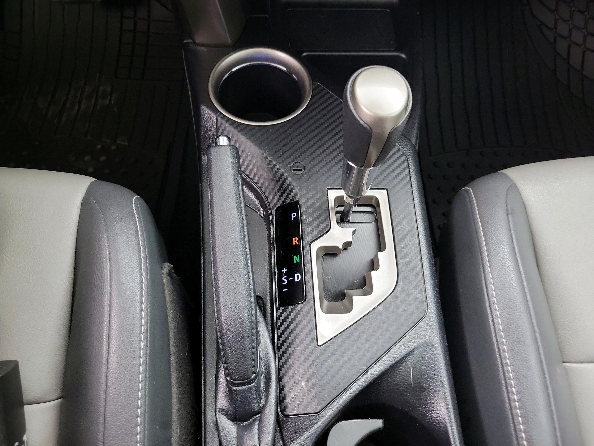 Thumbnail: 2014 Toyota RAV4 - 17