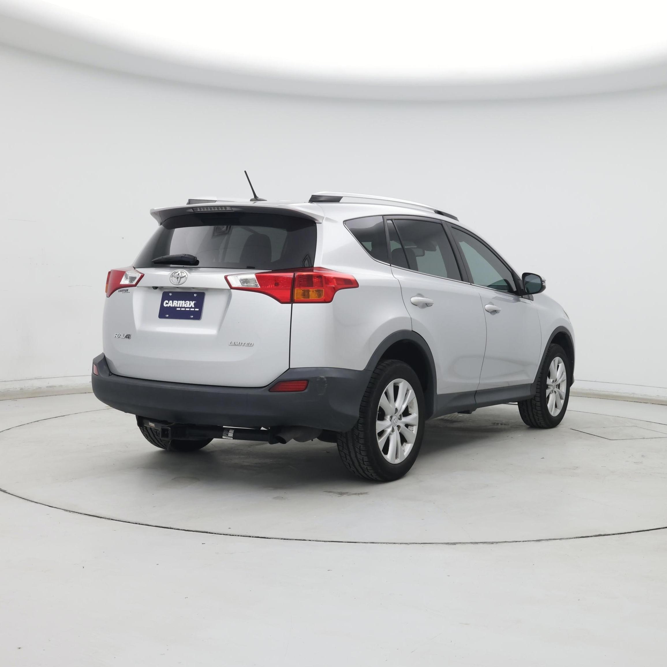 Thumbnail: 2014 Toyota RAV4 - 8