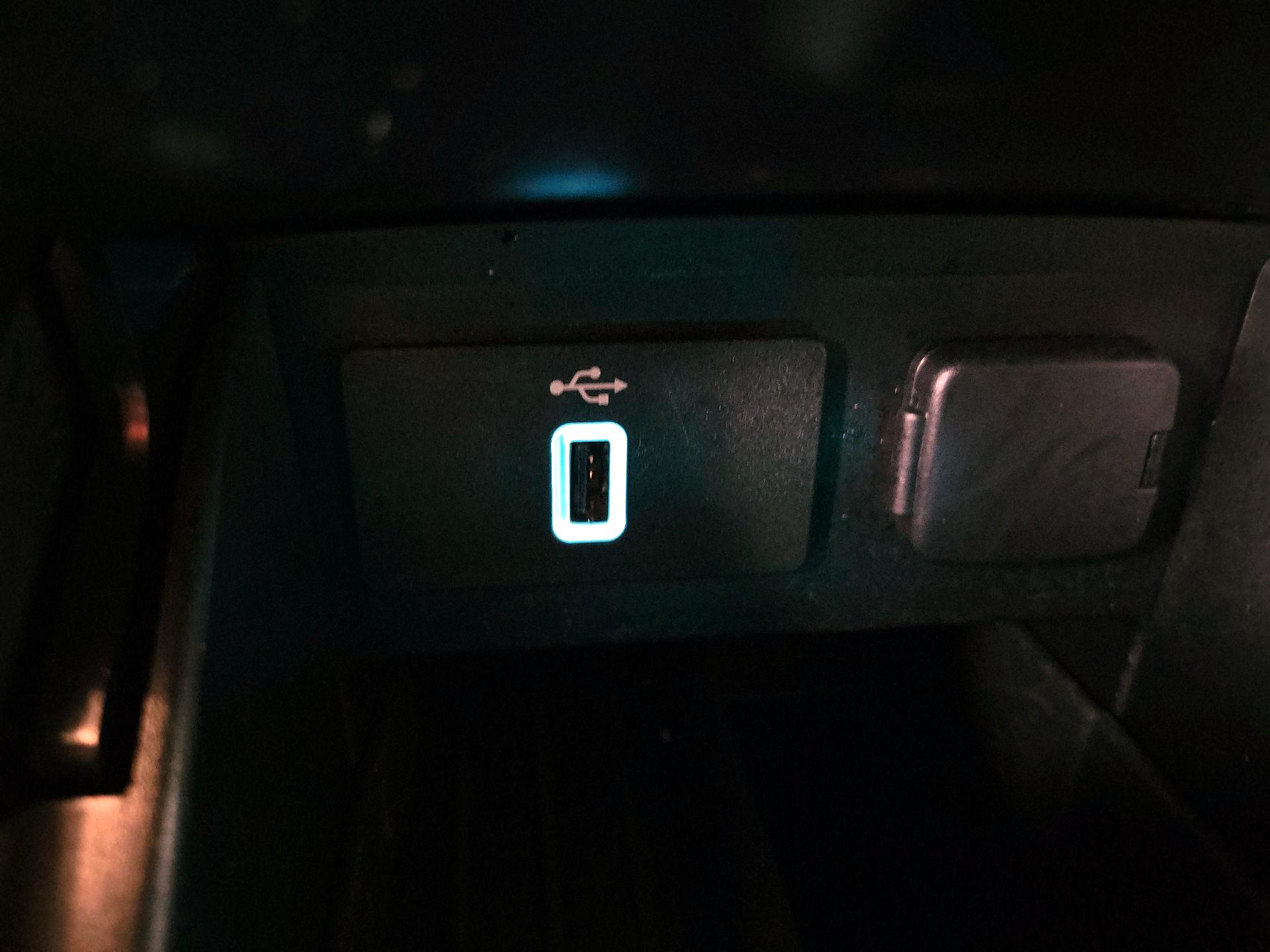 Thumbnail: 2019 Ford Explorer - 17