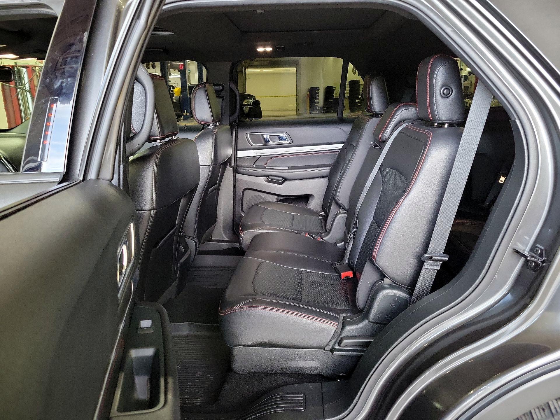 Thumbnail: 2019 Ford Explorer - 19