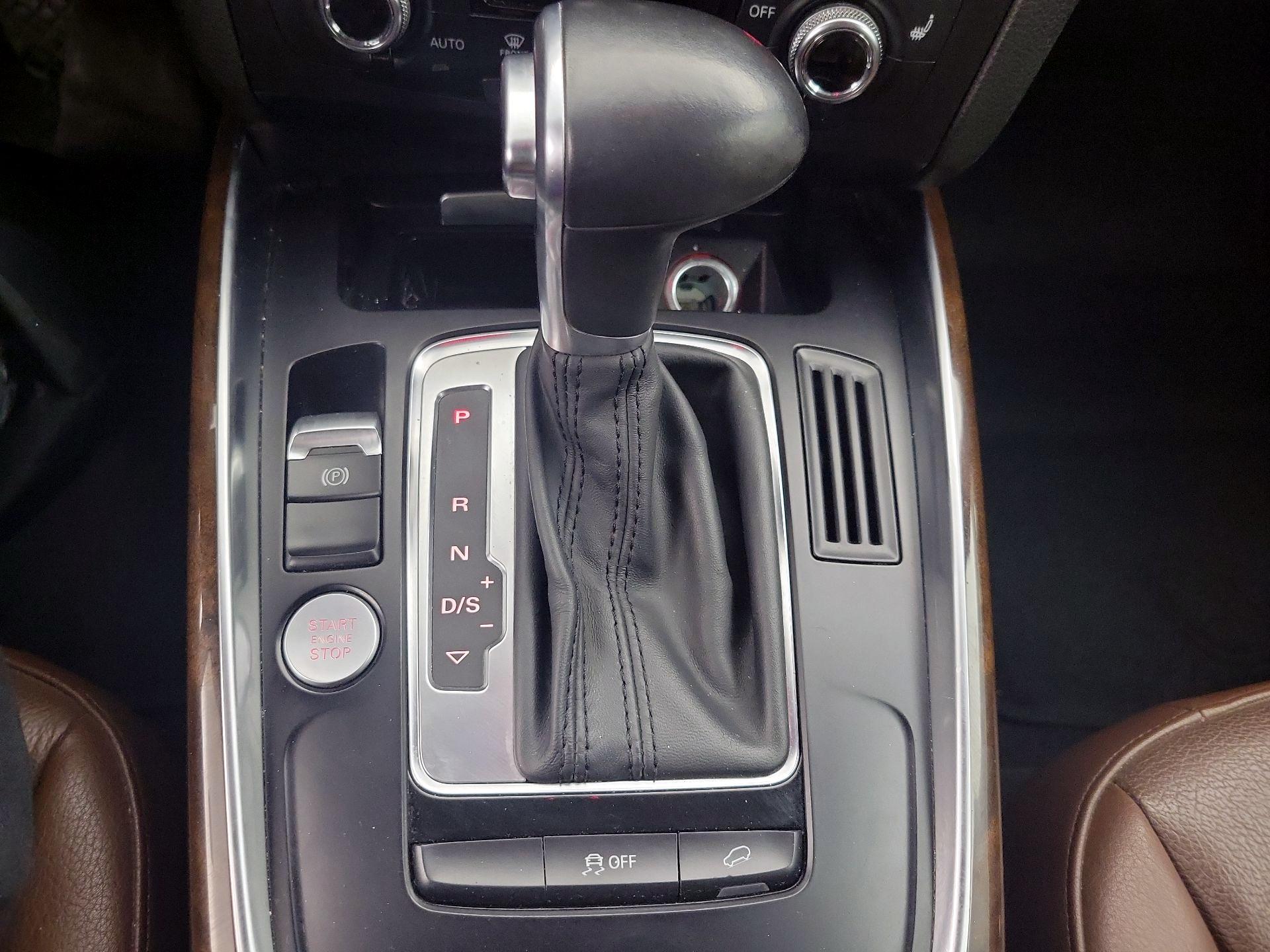 Thumbnail: 2015 Audi Q5 - 16