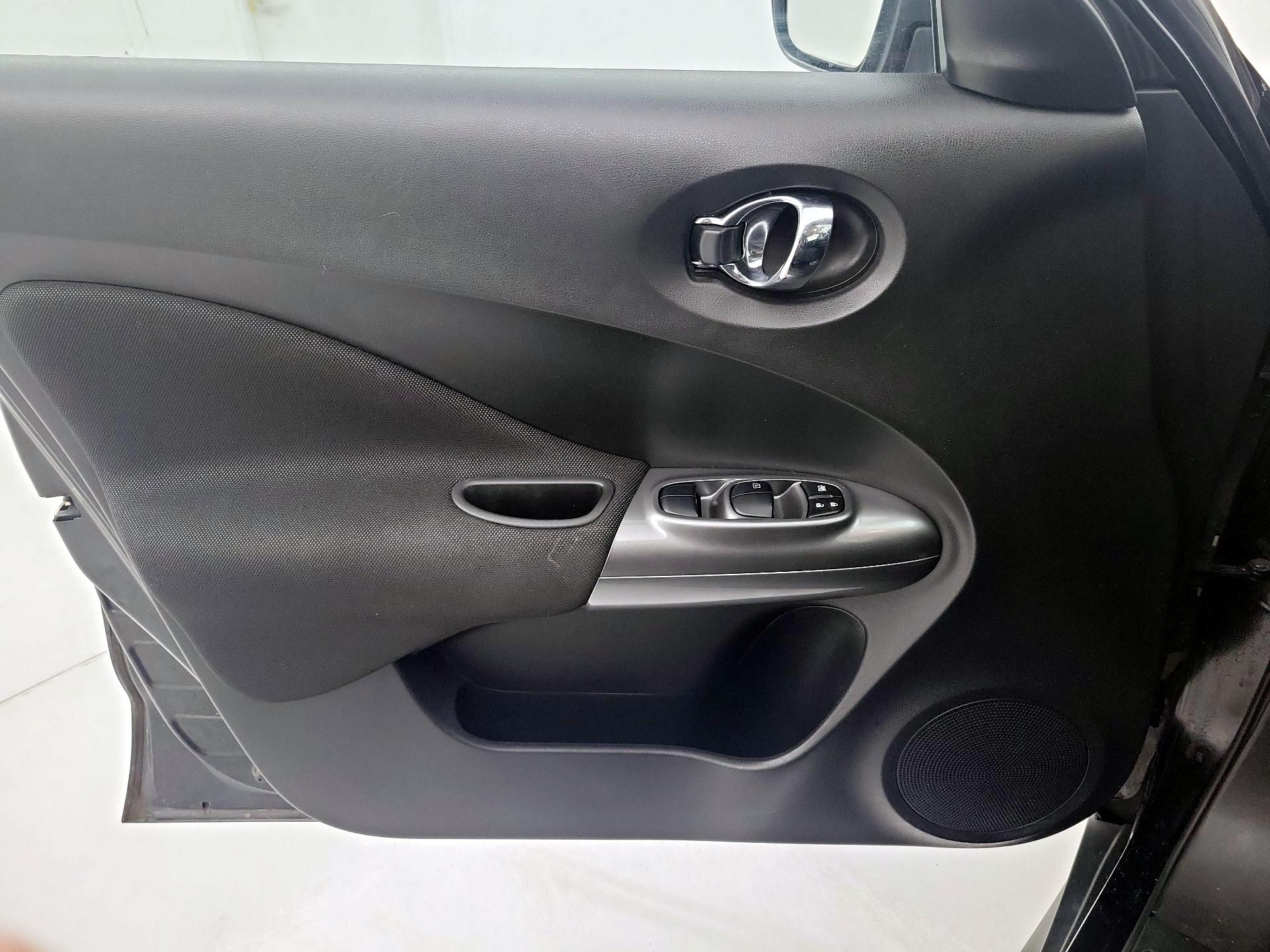 Thumbnail: 2015 Nissan Juke - 12