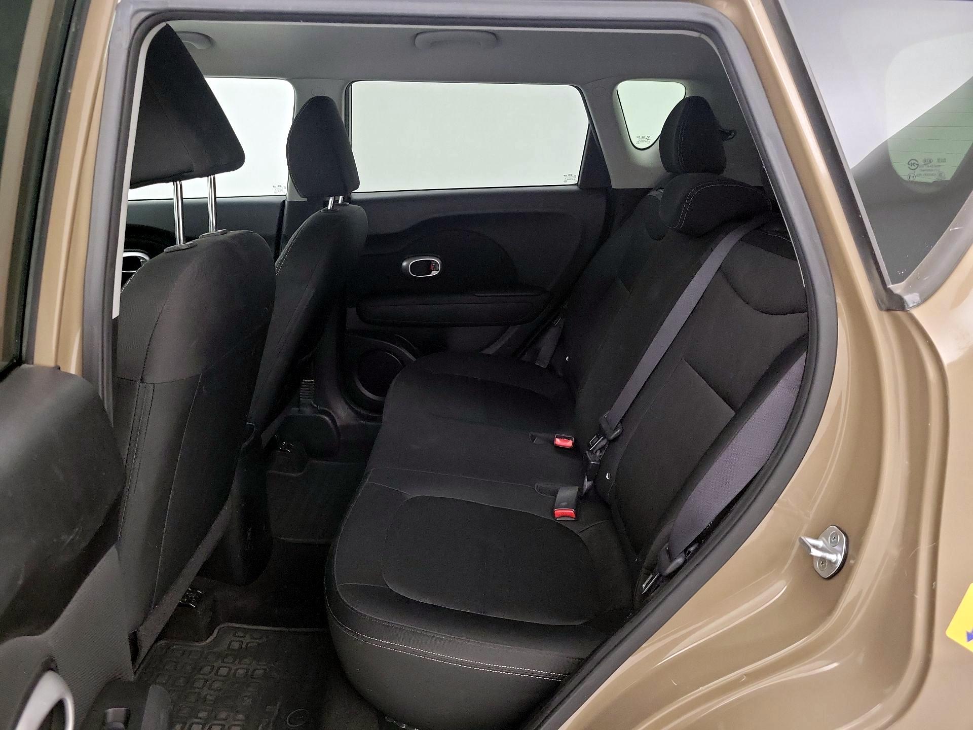 Thumbnail: 2014 Kia Soul - 18