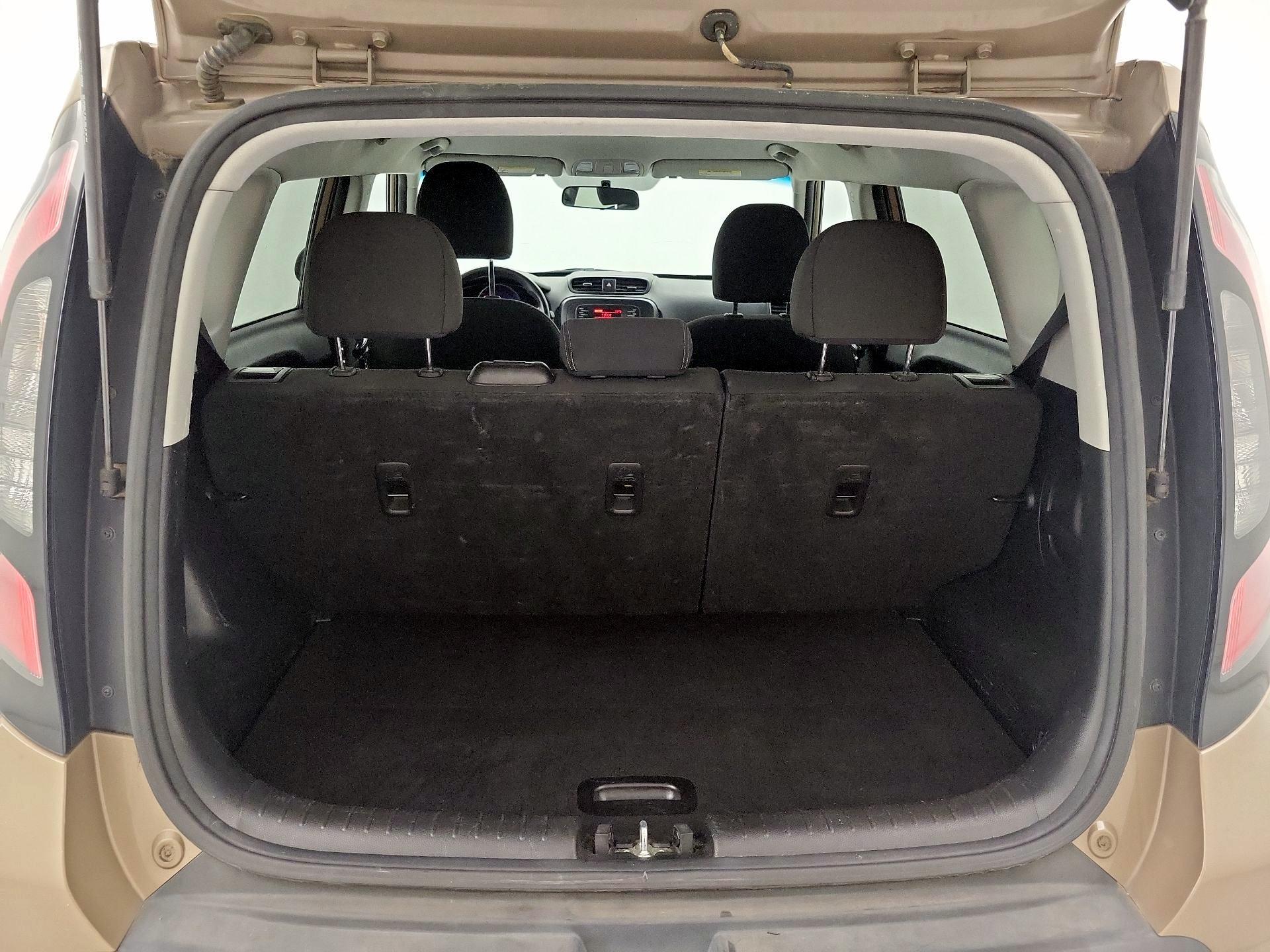 Thumbnail: 2014 Kia Soul - 19