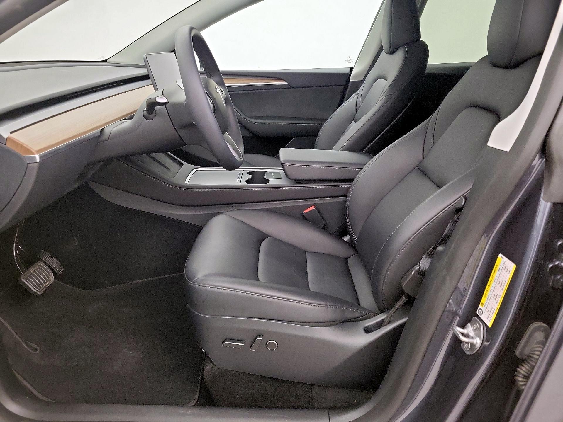 Thumbnail: 2023 Tesla Model Y - 11