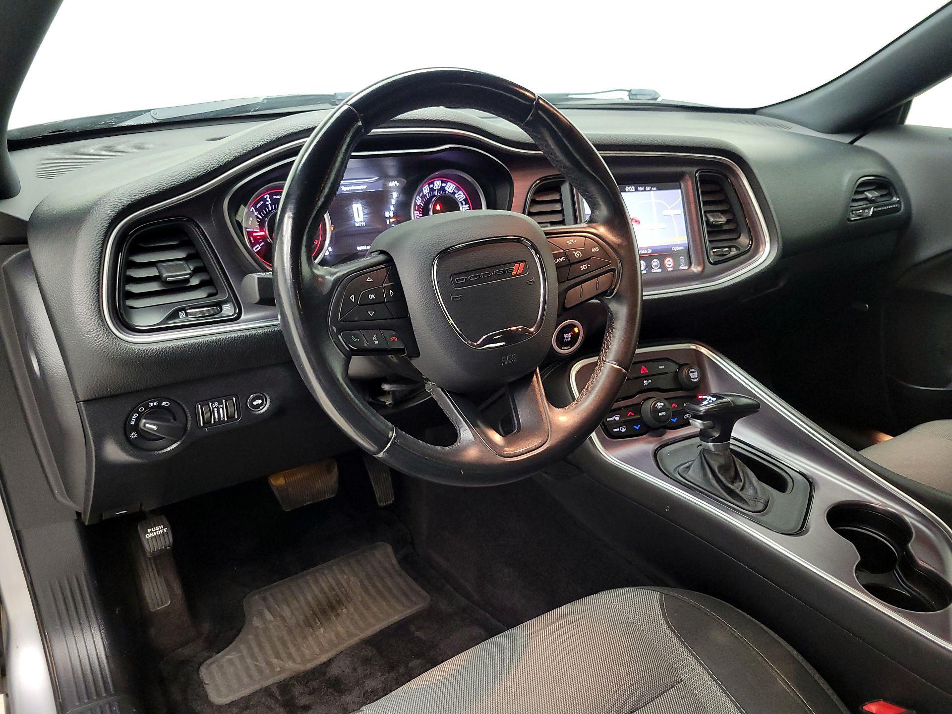 Thumbnail: 2016 Dodge Challenger - 9