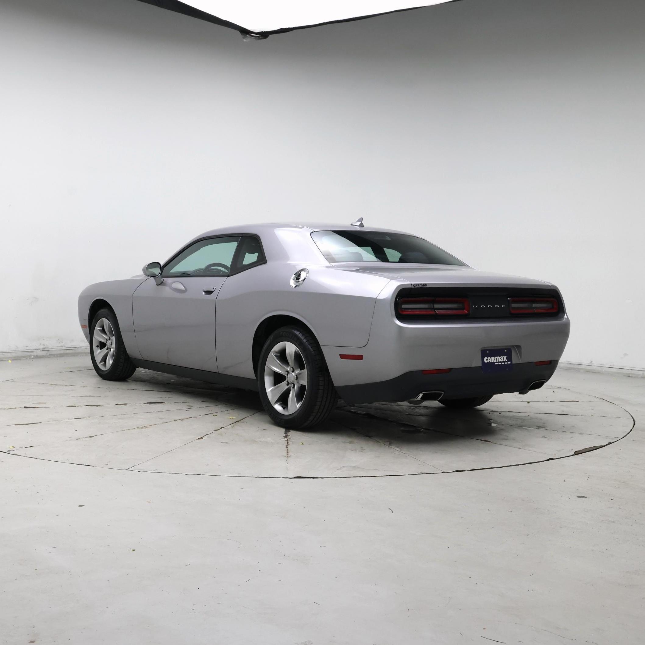 Thumbnail: 2016 Dodge Challenger - 2