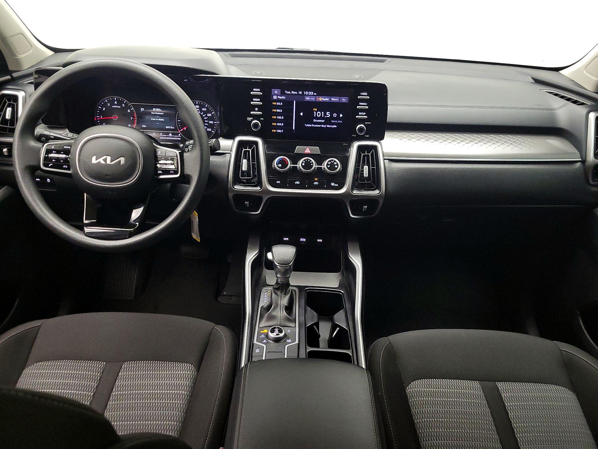 Thumbnail: 2022 Kia Sorento - 9