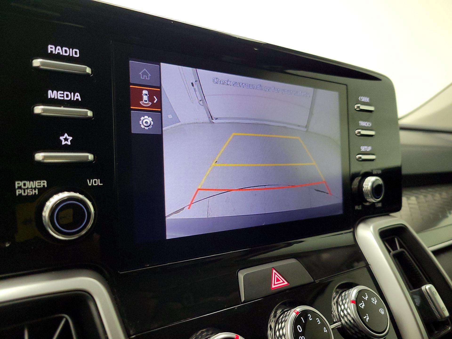 Thumbnail: 2022 Kia Sorento - 14