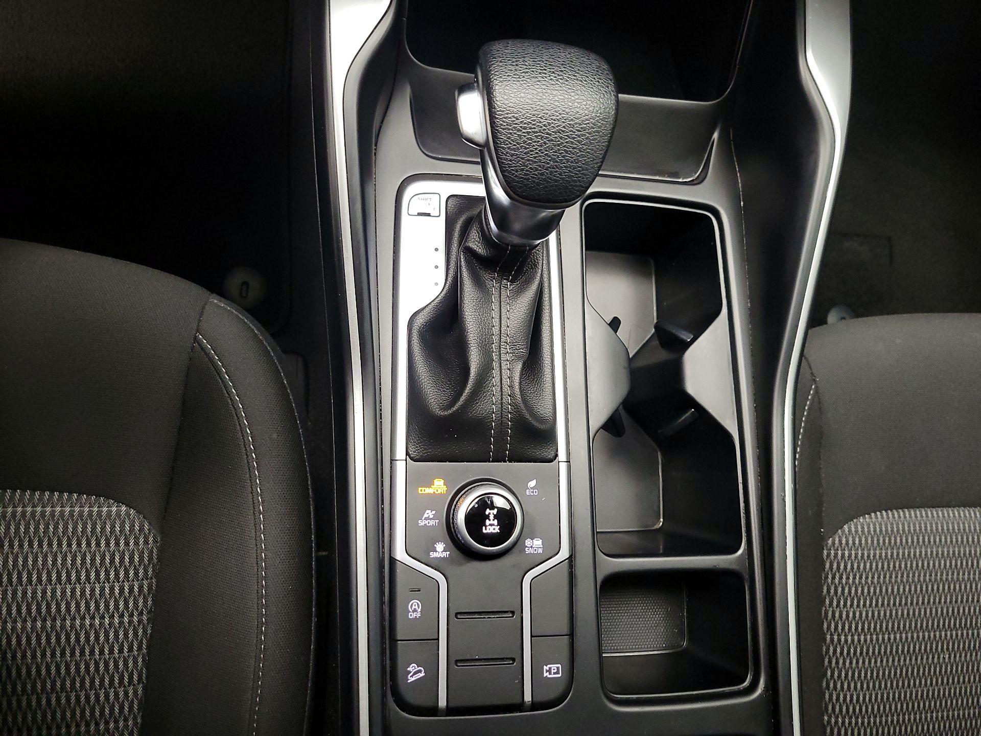 Thumbnail: 2022 Kia Sorento - 17