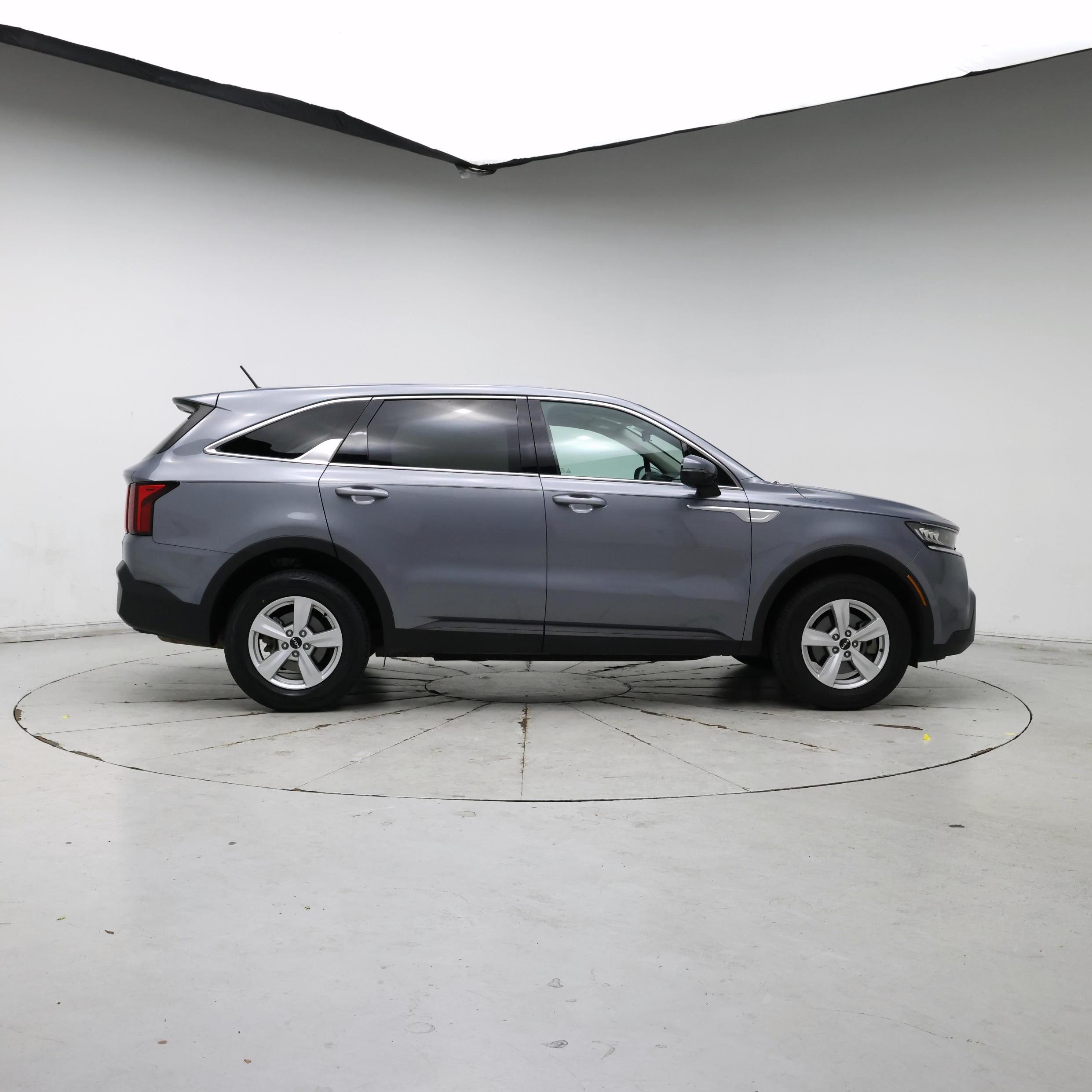 Thumbnail: 2022 Kia Sorento - 7