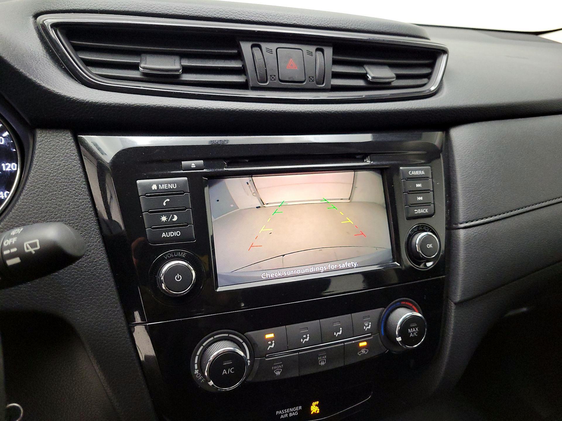 Thumbnail: 2018 Nissan Rogue - 14