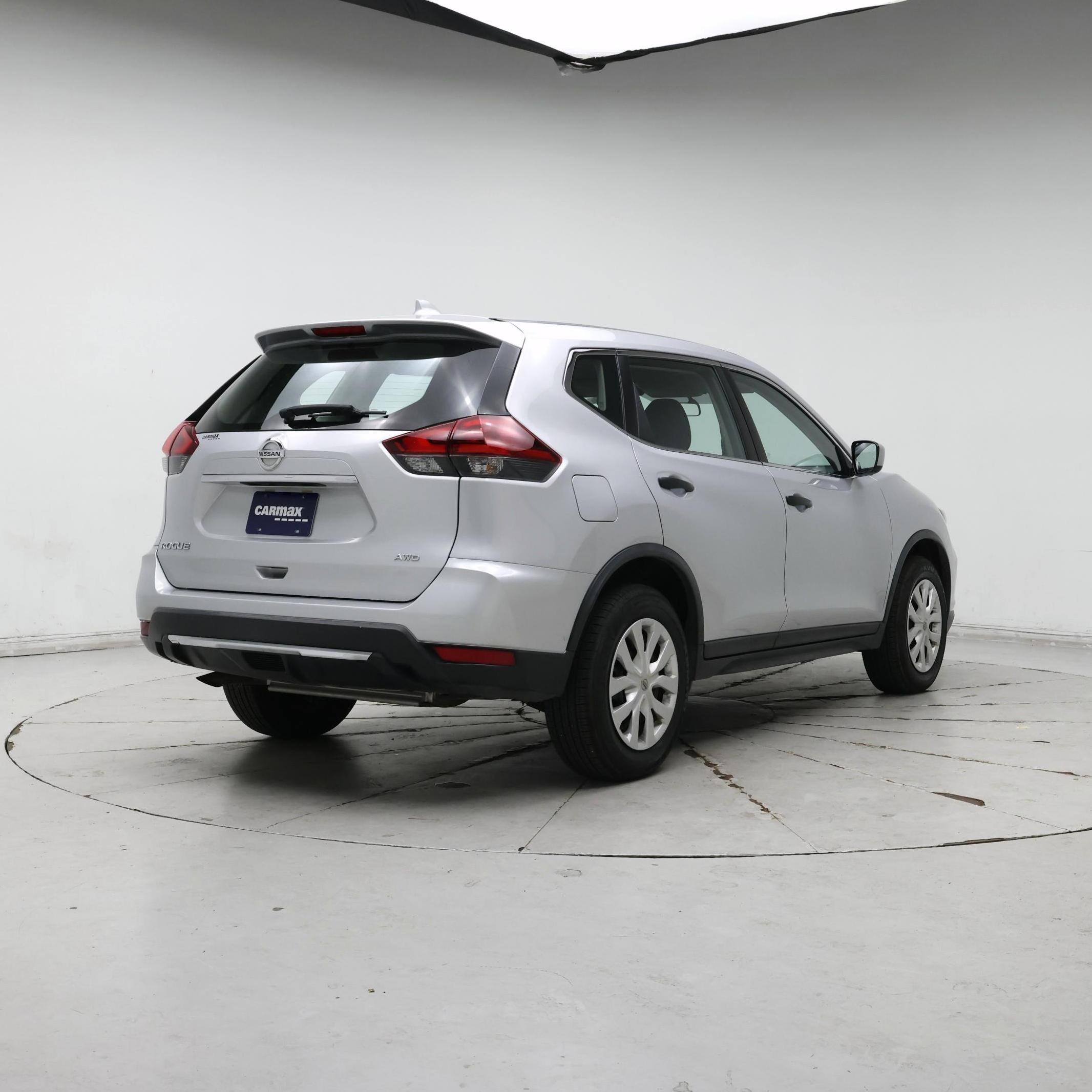 Thumbnail: 2018 Nissan Rogue - 8