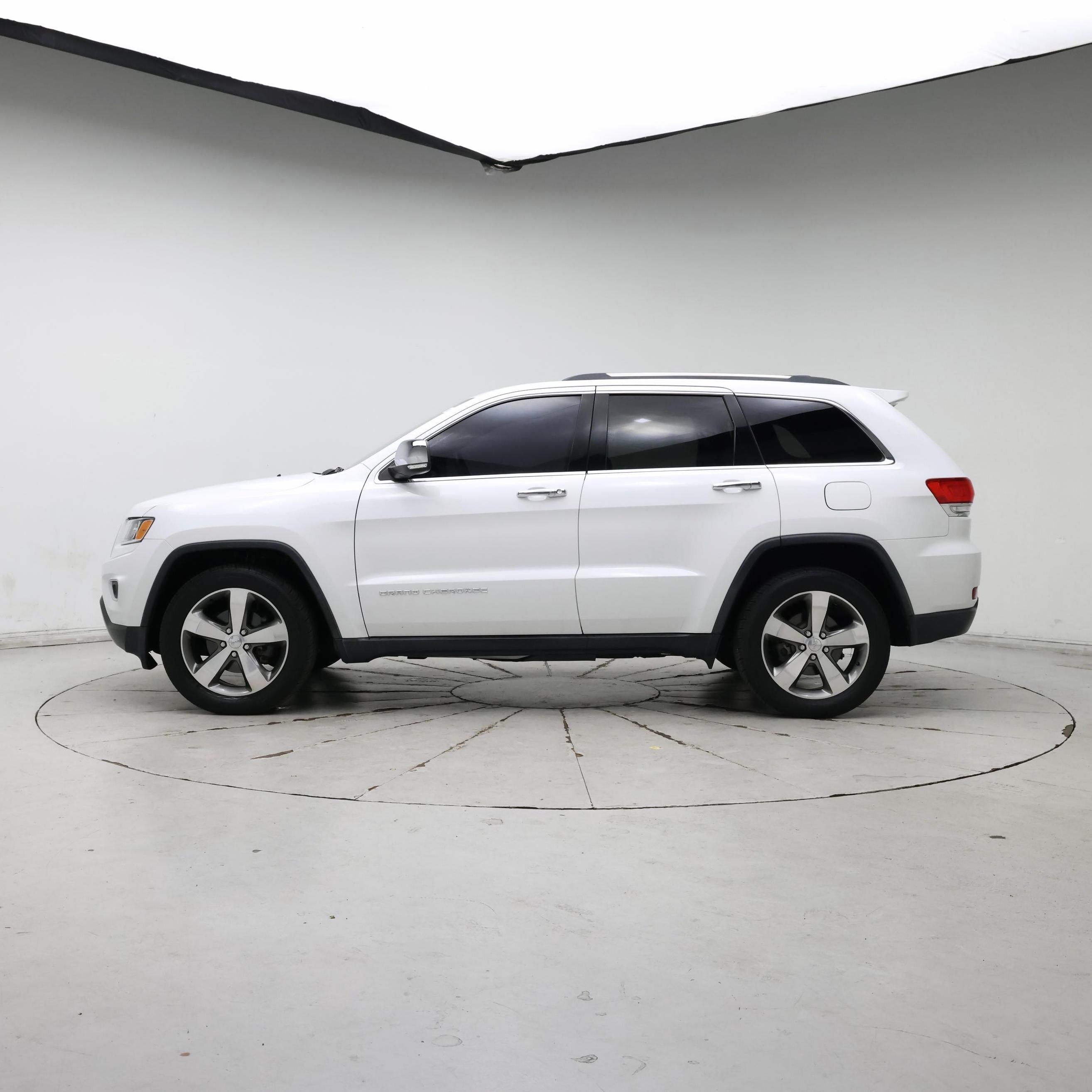 Thumbnail: 2015 Jeep Grand Cherokee - 3