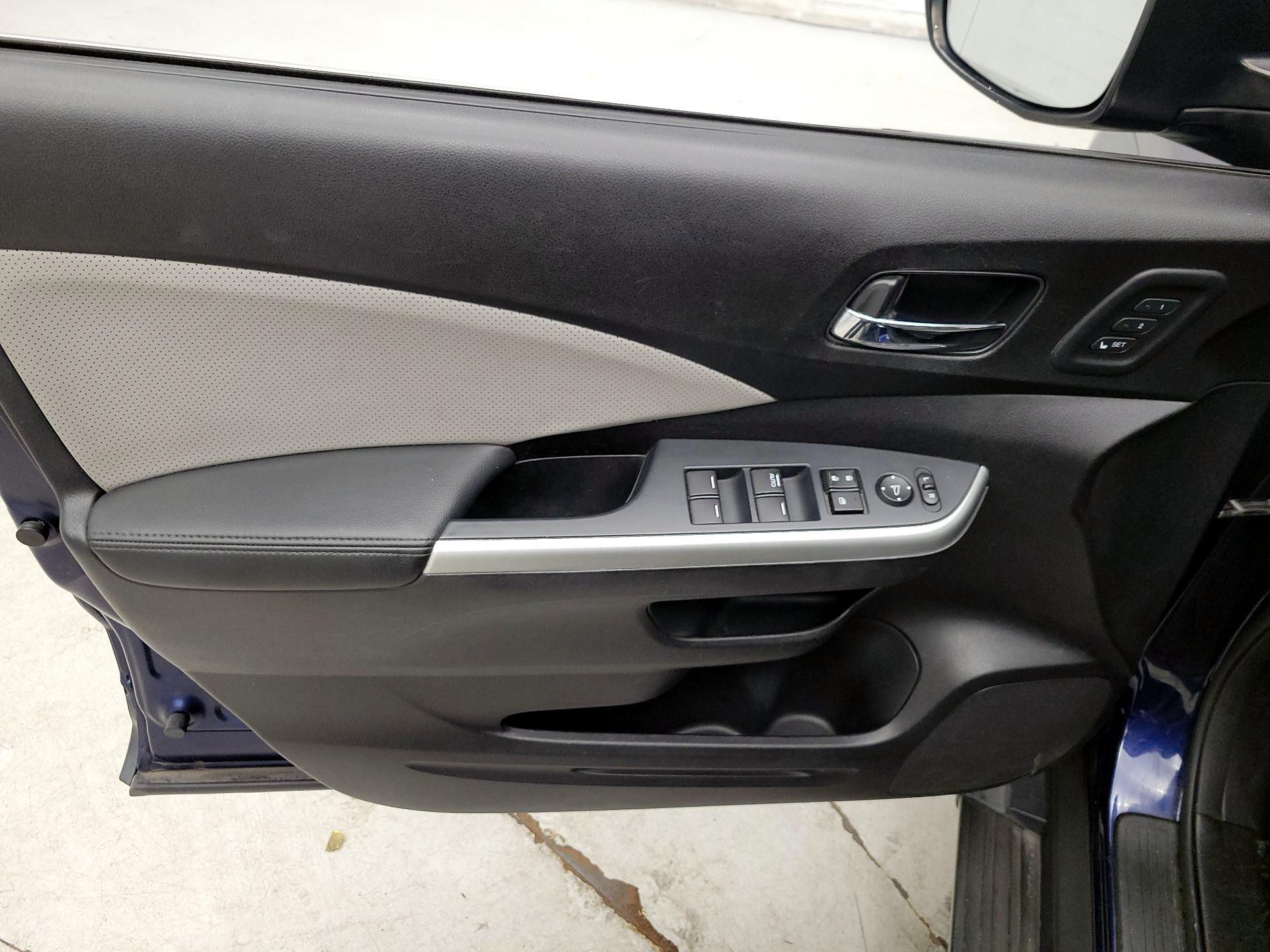 Thumbnail: 2015 Honda CR-V - 12