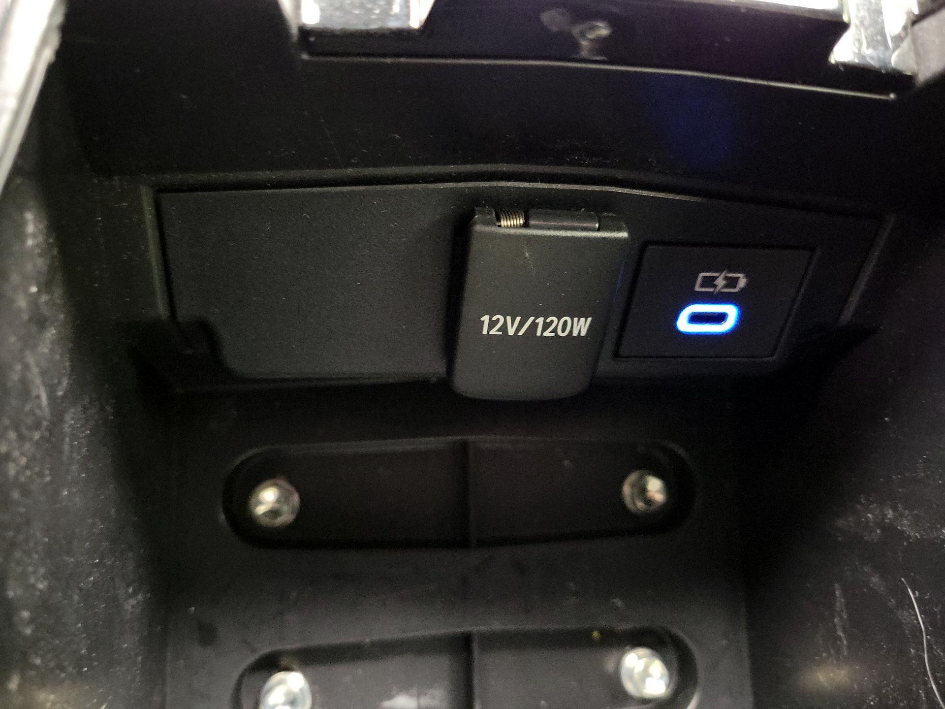 Thumbnail: 2022 Toyota Corolla - 18