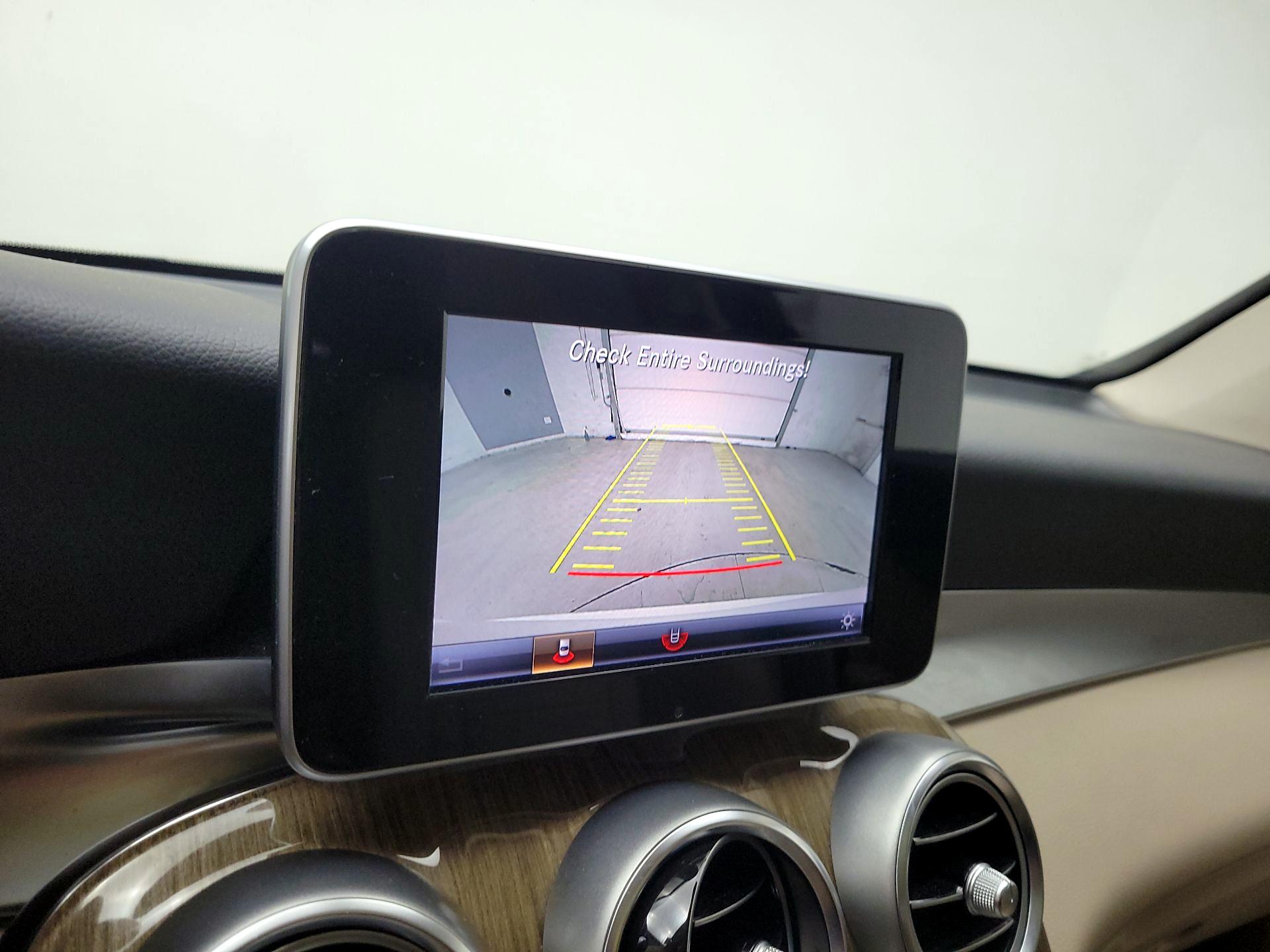 Thumbnail: 2018 Mercedes-Benz GLC - 15