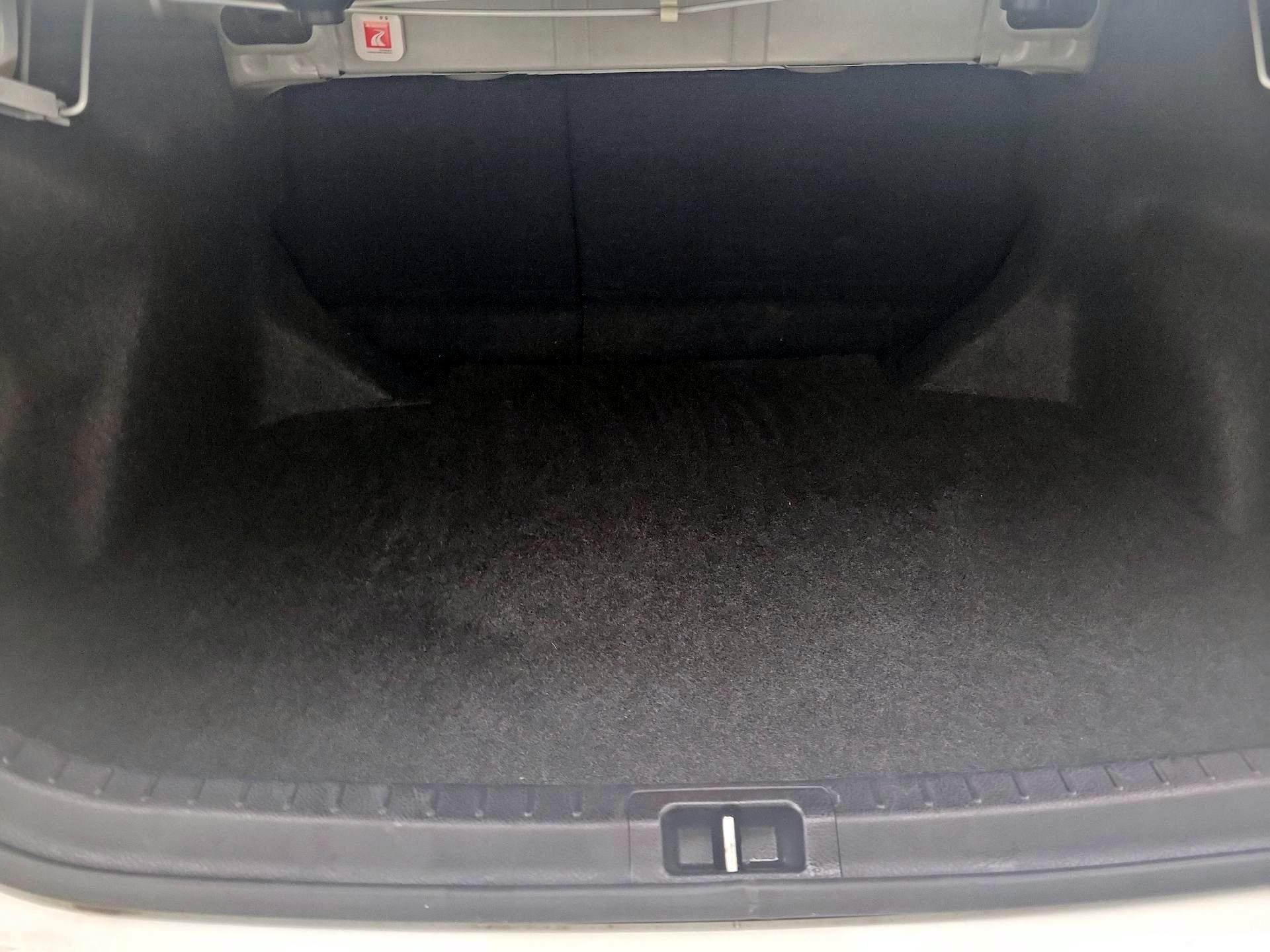 Thumbnail: 2018 Toyota Corolla - 20