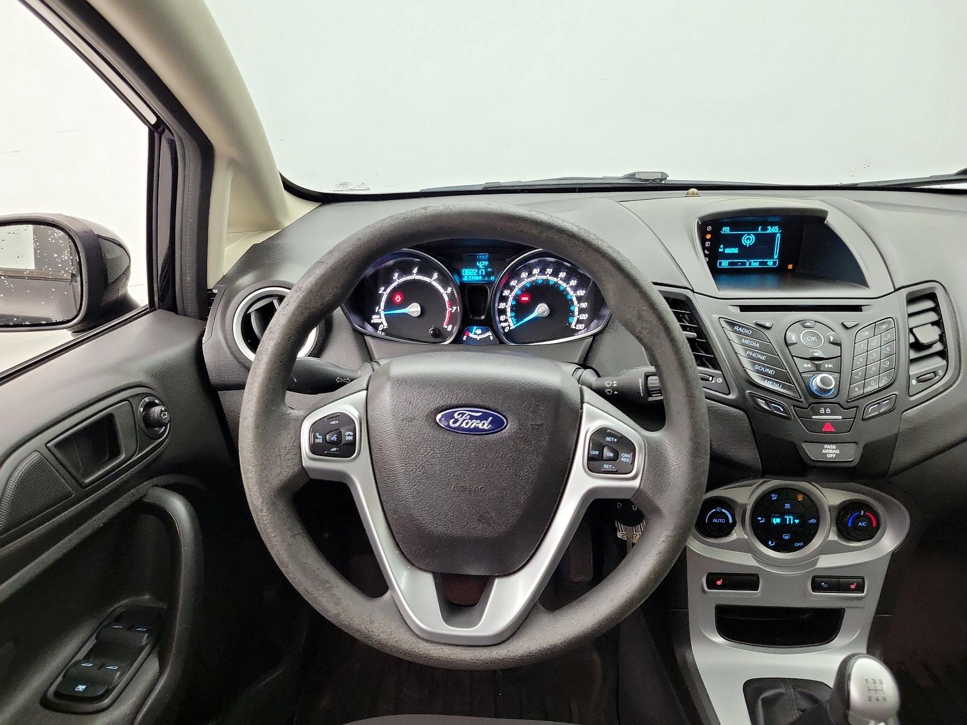 Thumbnail: 2017 Ford Fiesta - 10