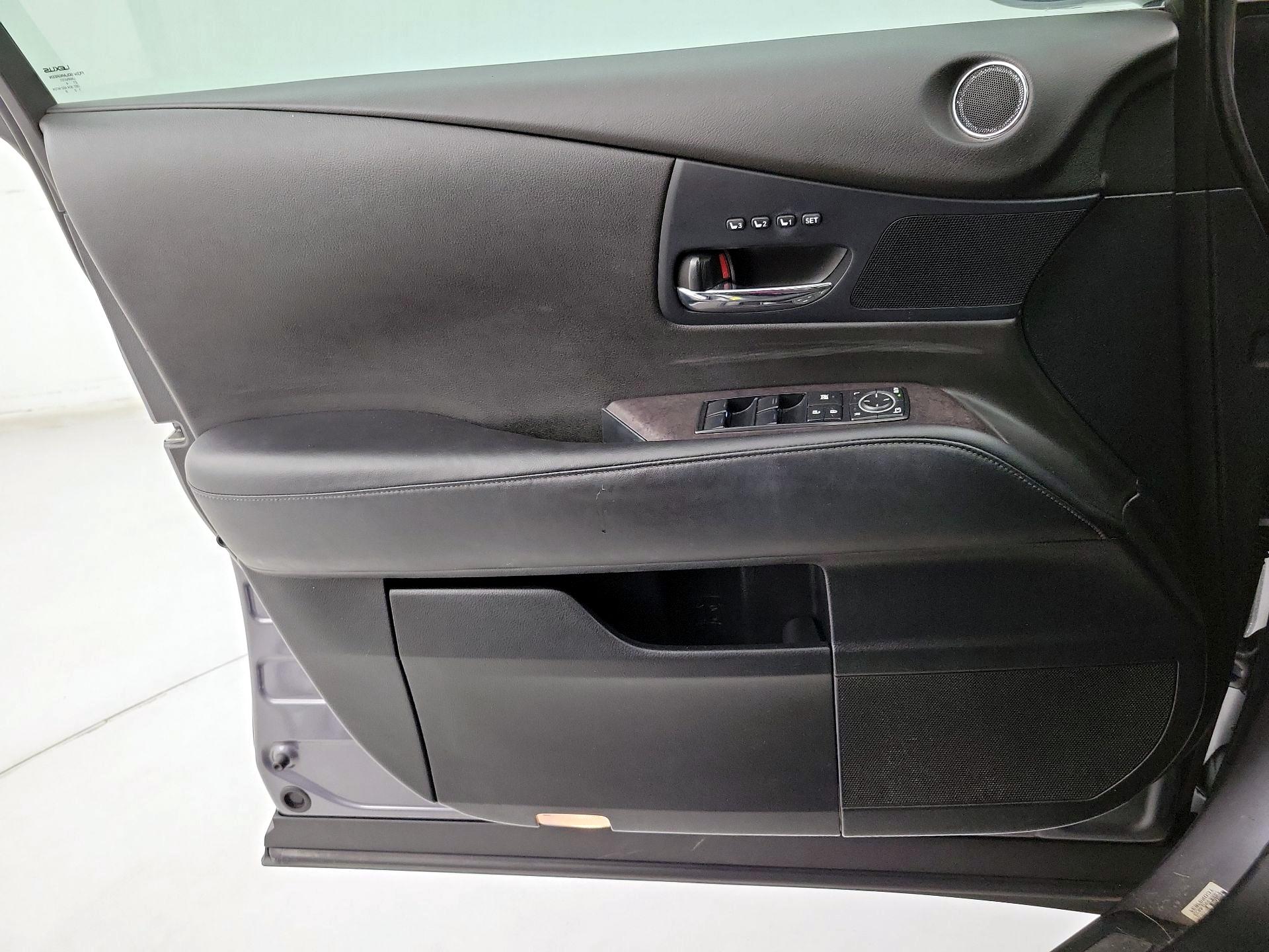 Thumbnail: 2015 Lexus RX - 12