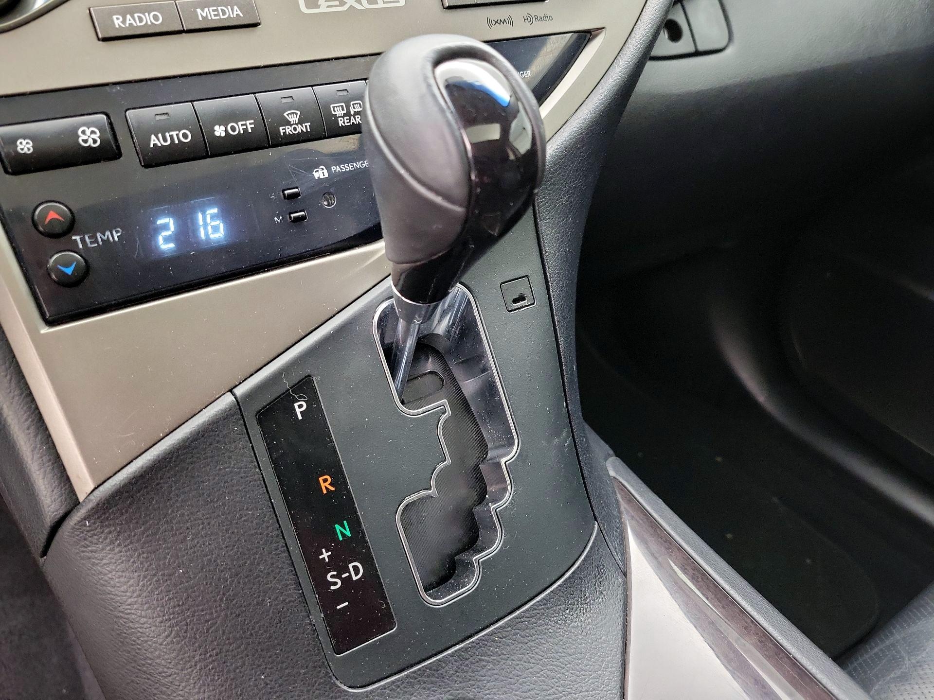 Thumbnail: 2015 Lexus RX - 17