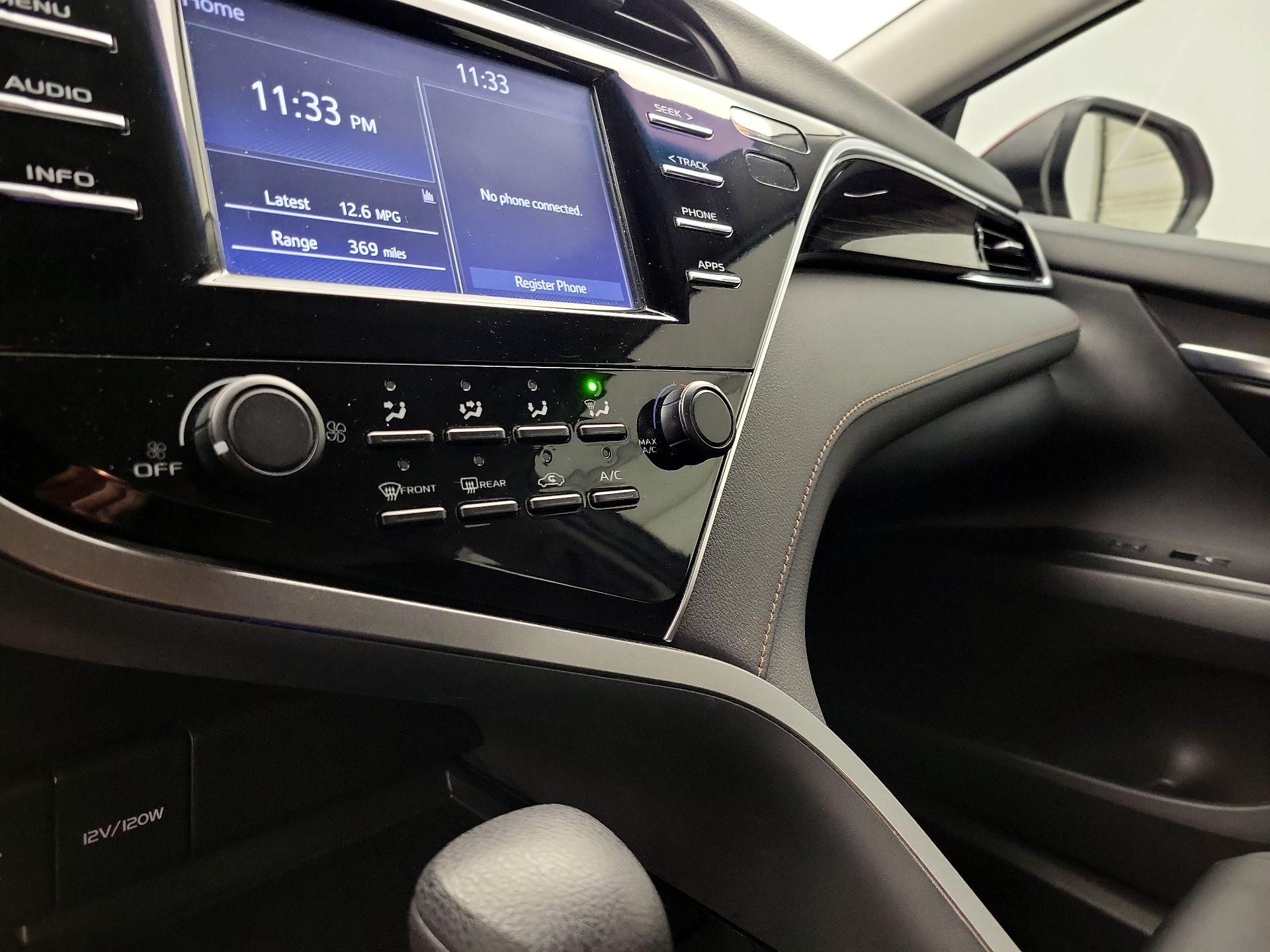 Thumbnail: 2018 Toyota Camry - 16