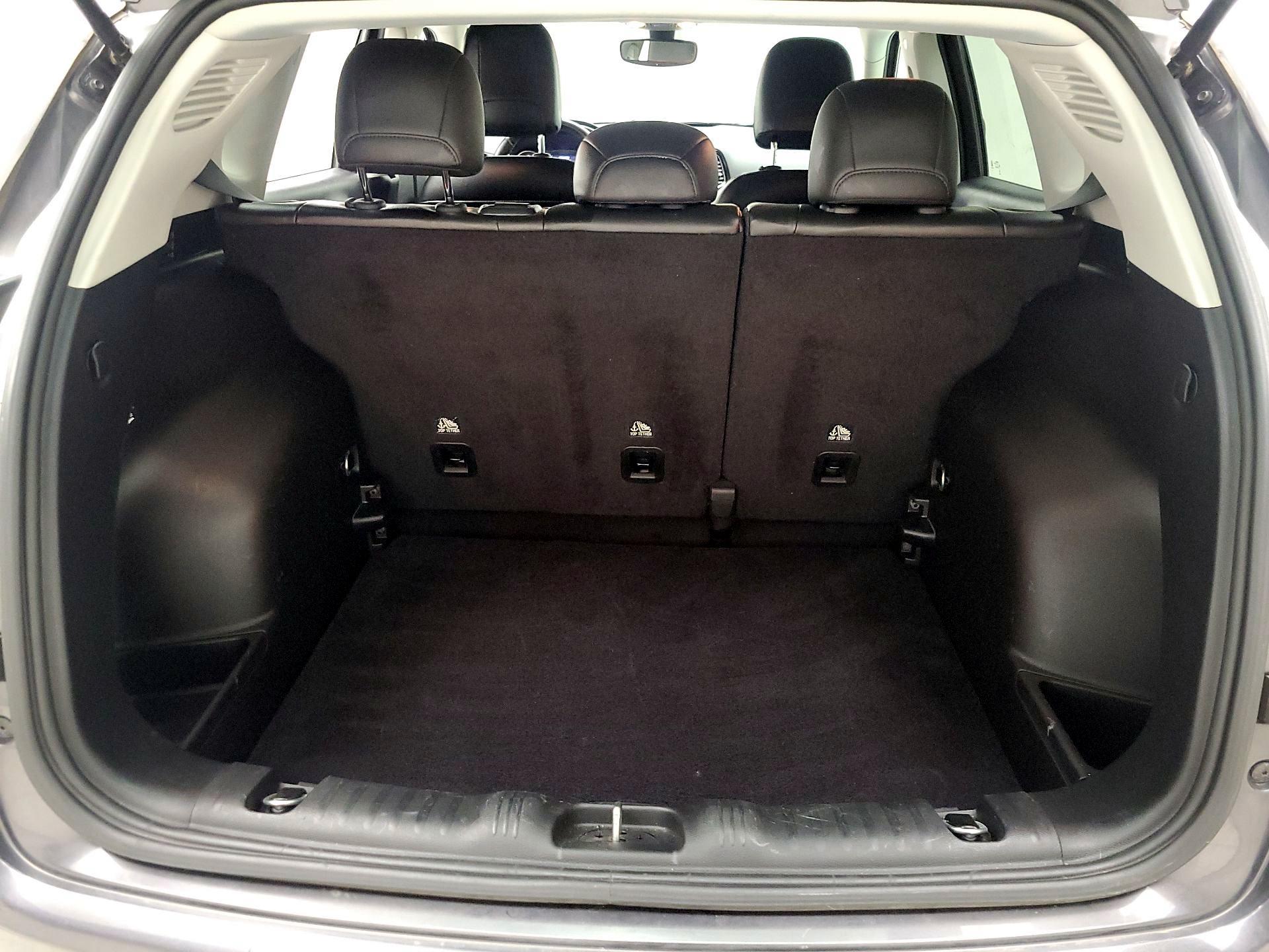 Thumbnail: 2020 Jeep Compass - 20