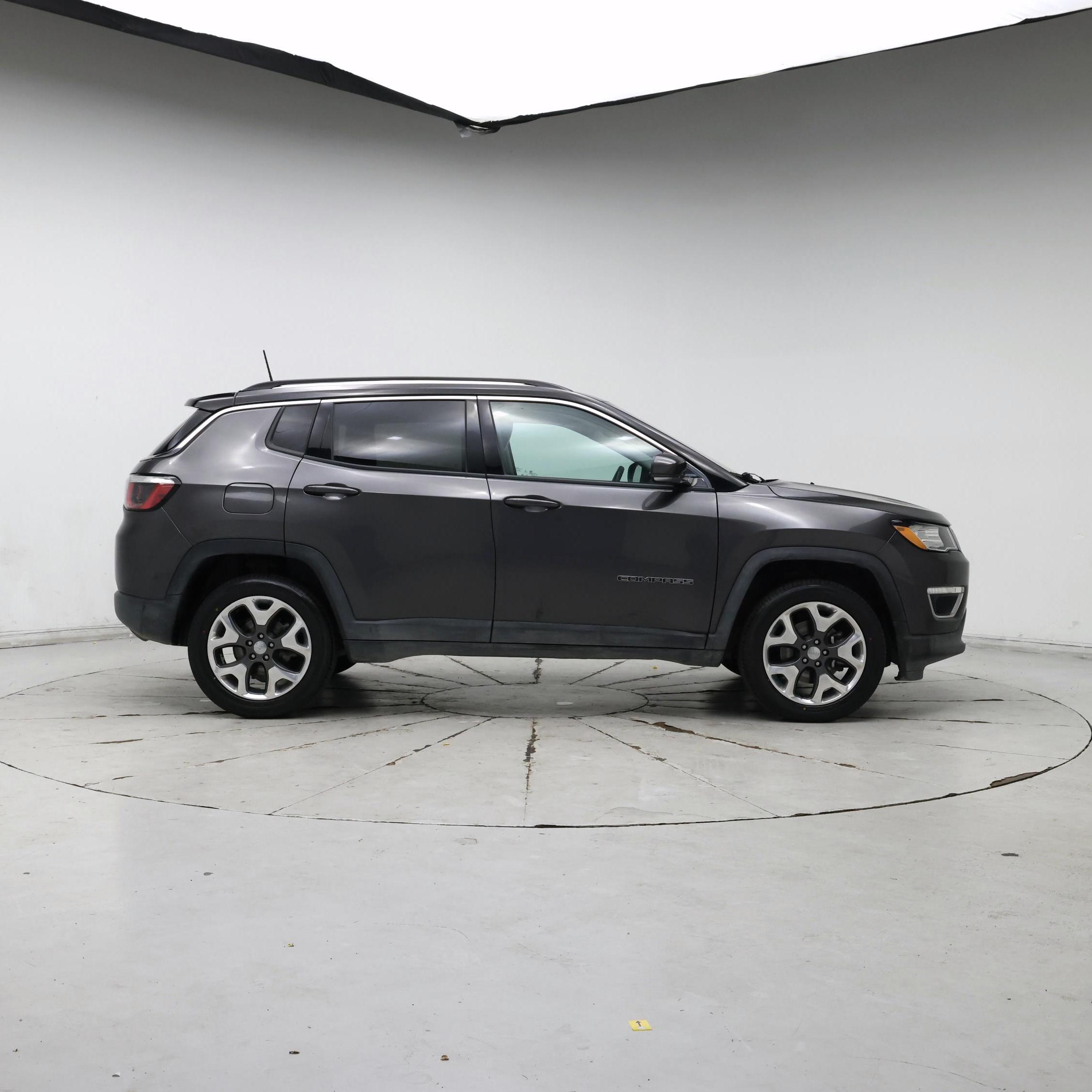 Thumbnail: 2020 Jeep Compass - 7