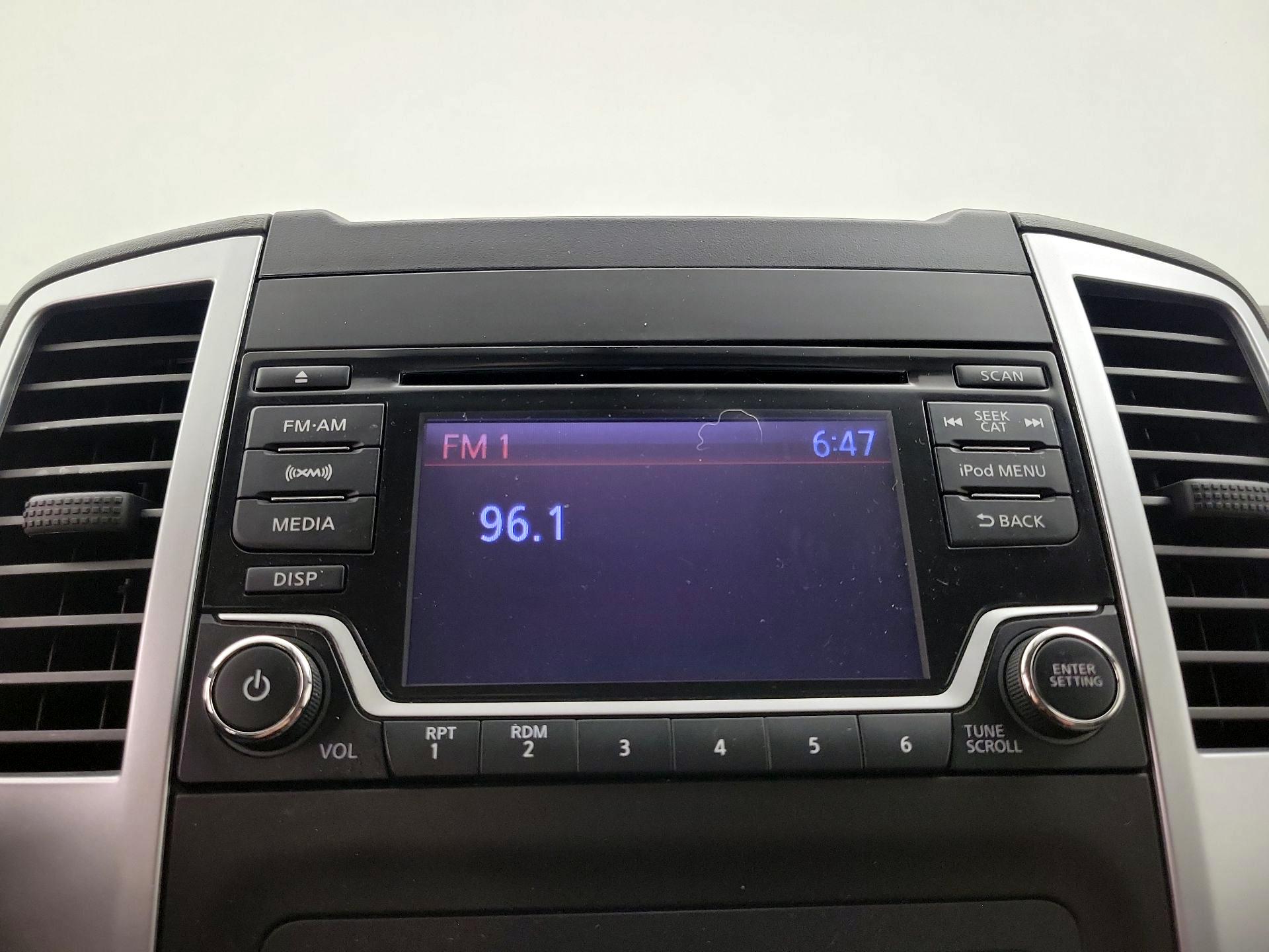 Thumbnail: 2018 Nissan Frontier - 15