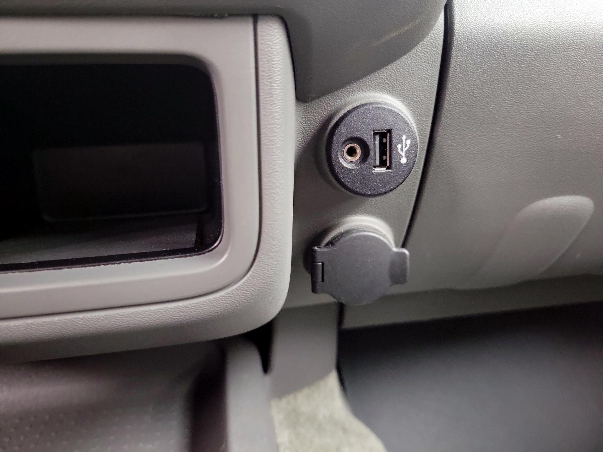 Thumbnail: 2018 Nissan Frontier - 18