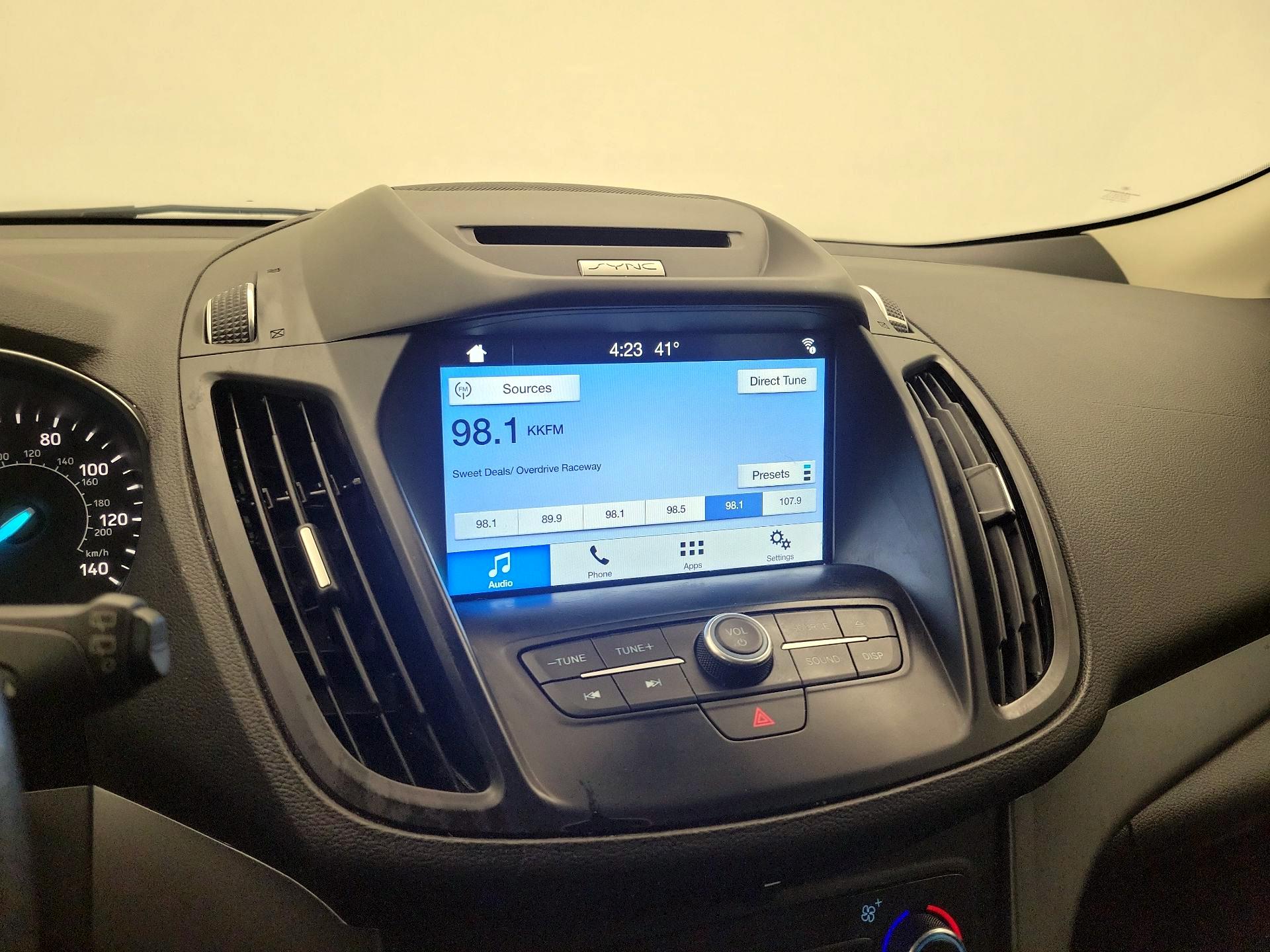 Thumbnail: 2017 Ford Escape - 15