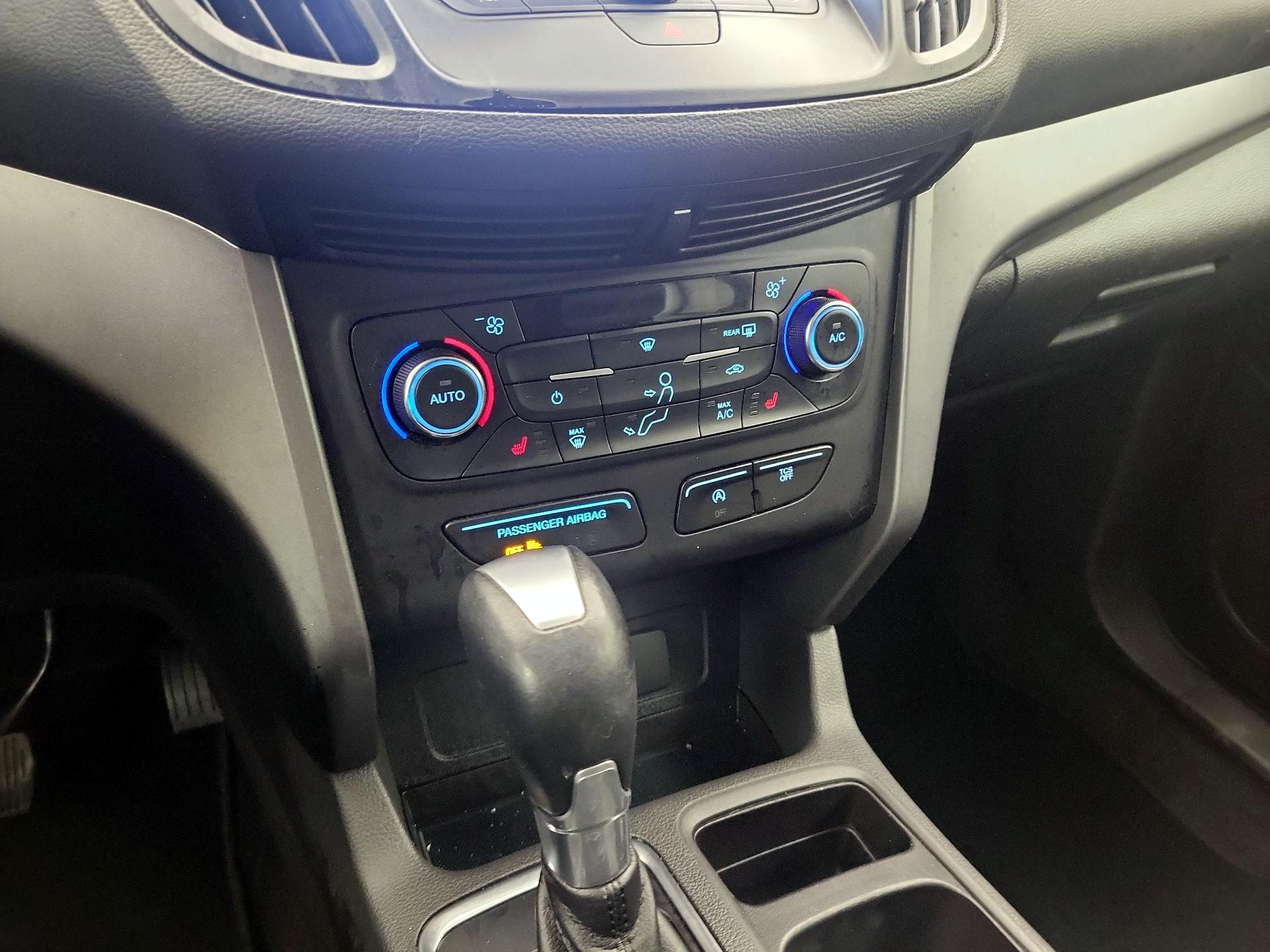 Thumbnail: 2017 Ford Escape - 16