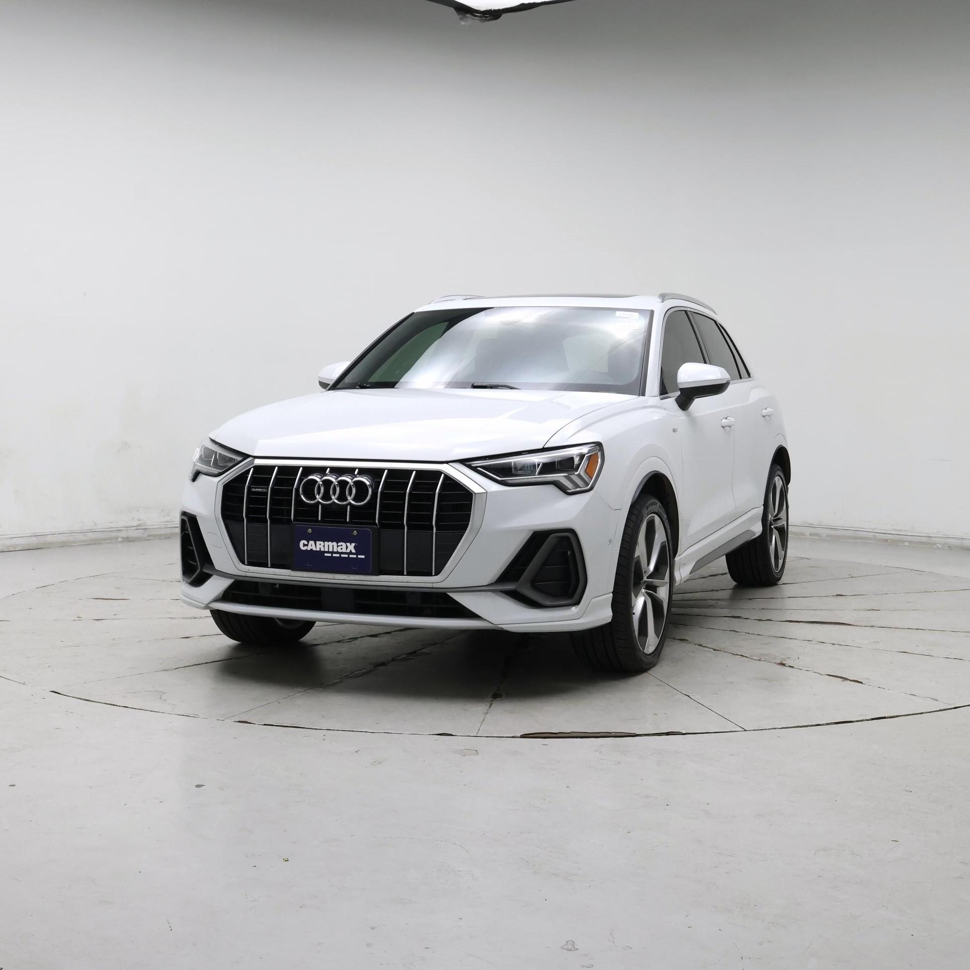 Thumbnail: 2020 Audi Q3 - 4