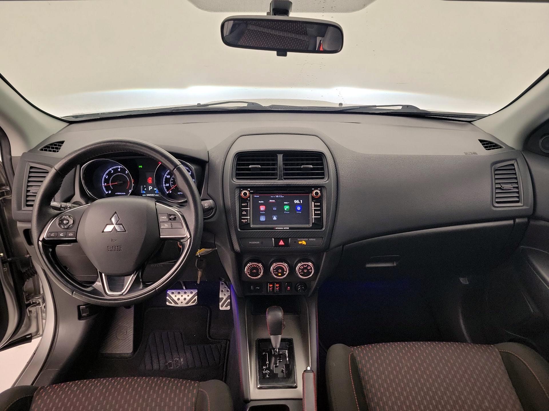 Thumbnail: 2018 Mitsubishi Outlander Sport - 9