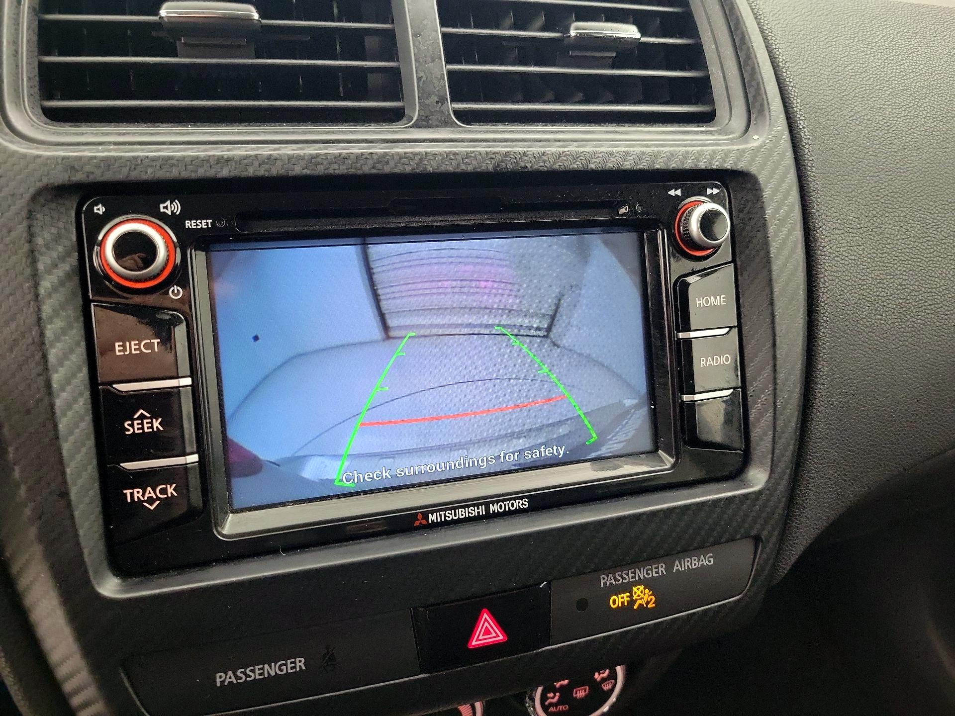 Thumbnail: 2018 Mitsubishi Outlander Sport - 14