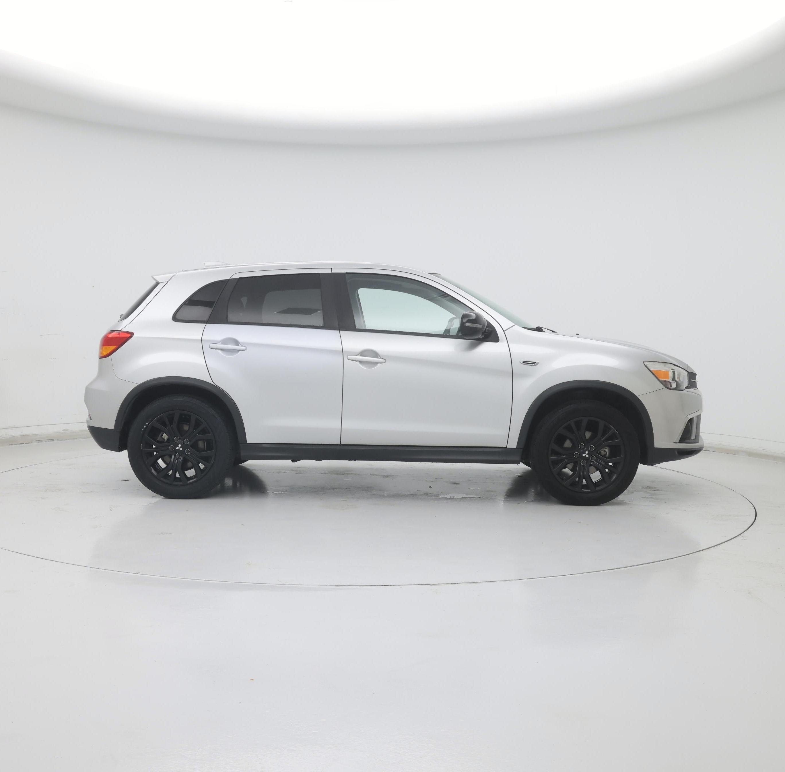 Thumbnail: 2018 Mitsubishi Outlander Sport - 7