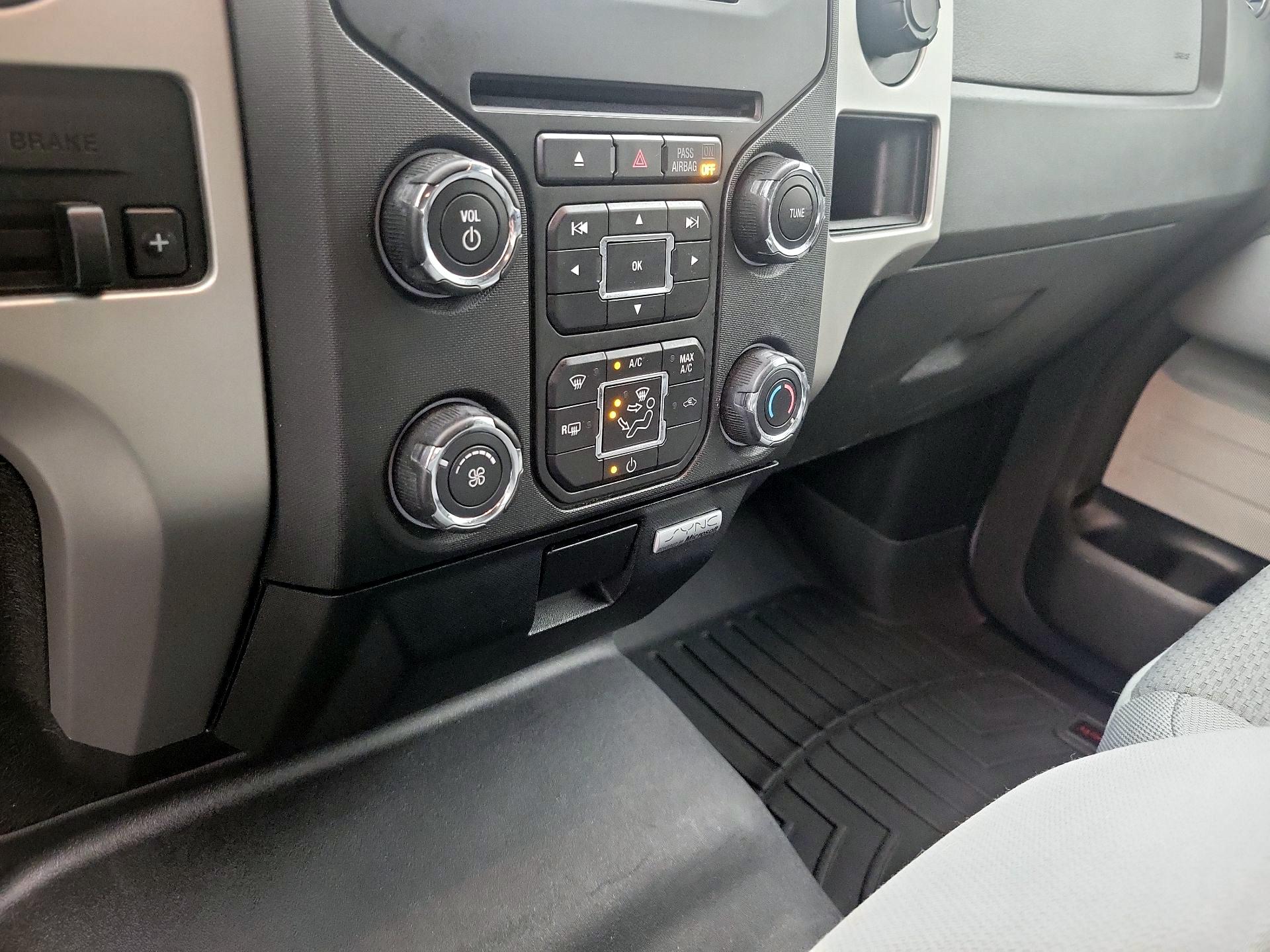 Thumbnail: 2014 Ford F-150 - 16