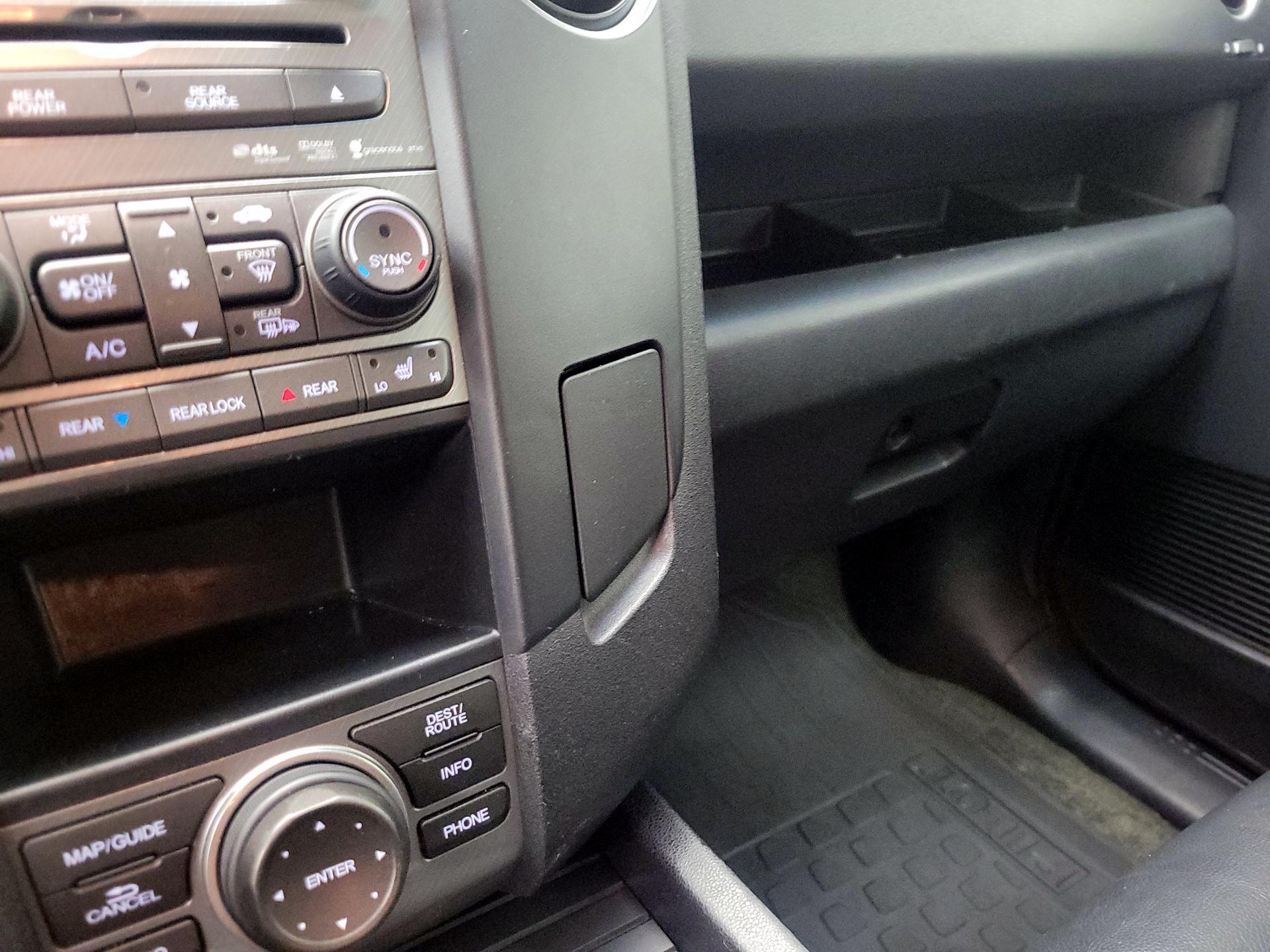 Thumbnail: 2015 Honda Pilot - 18