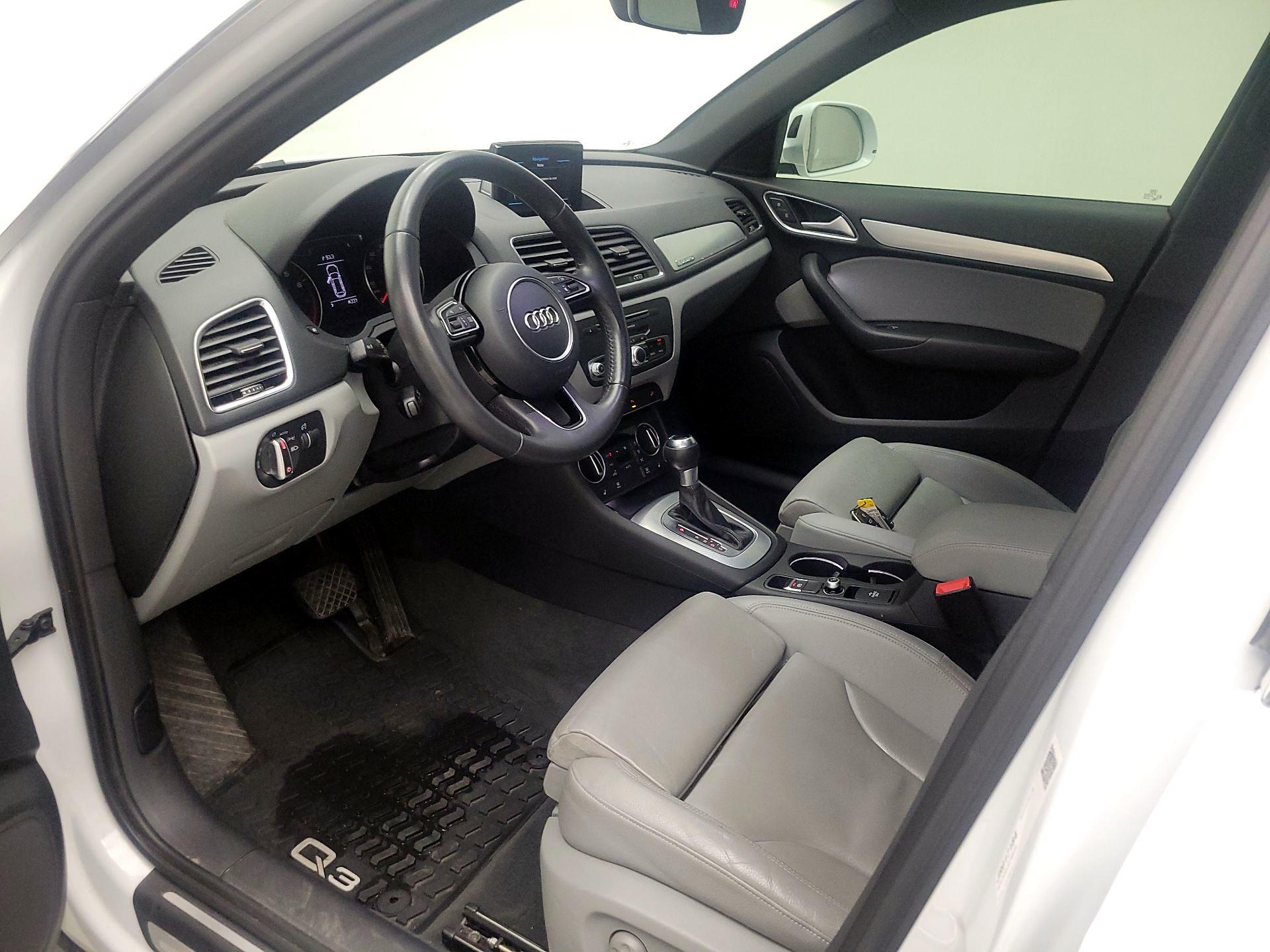 Thumbnail: 2018 Audi Q3 - 11