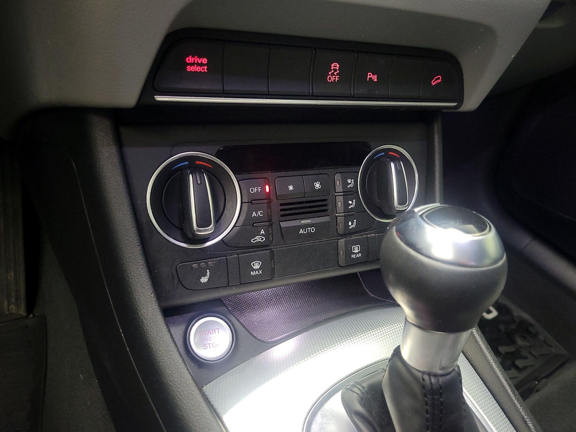 Thumbnail: 2018 Audi Q3 - 17