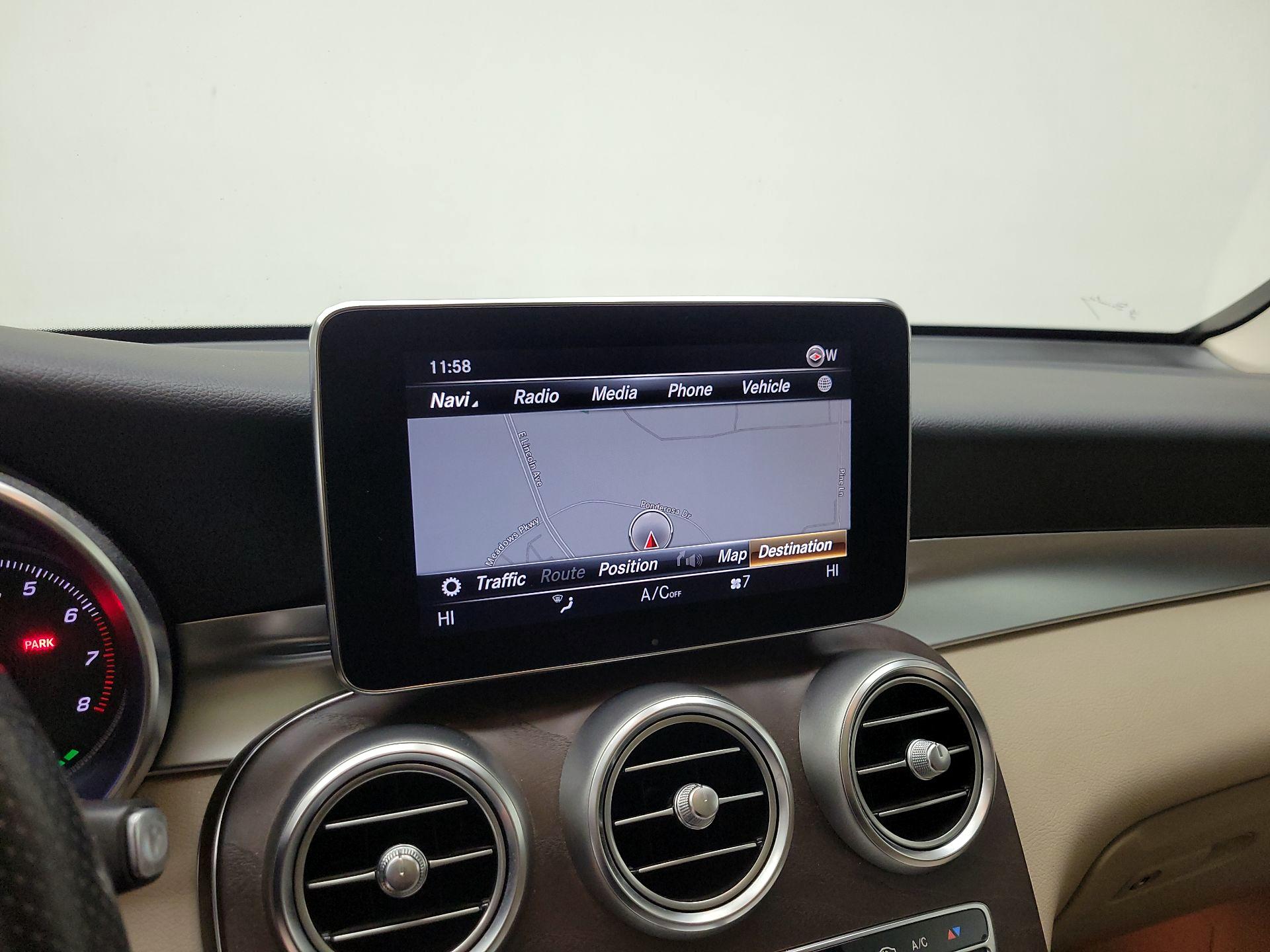 Thumbnail: 2019 Mercedes-Benz GLC - 14