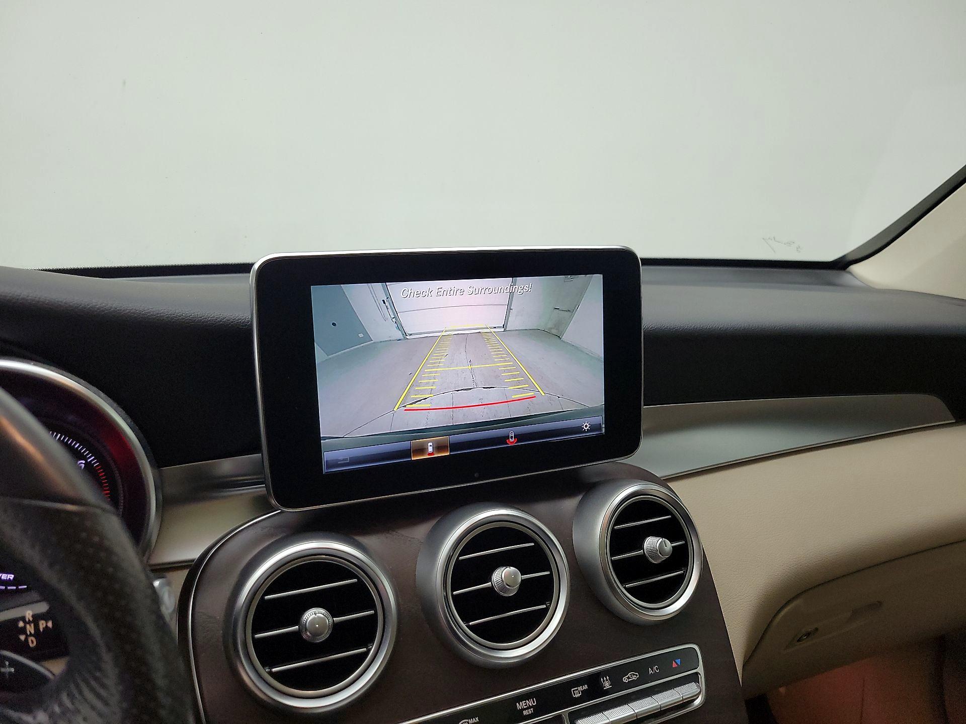 Thumbnail: 2019 Mercedes-Benz GLC - 15